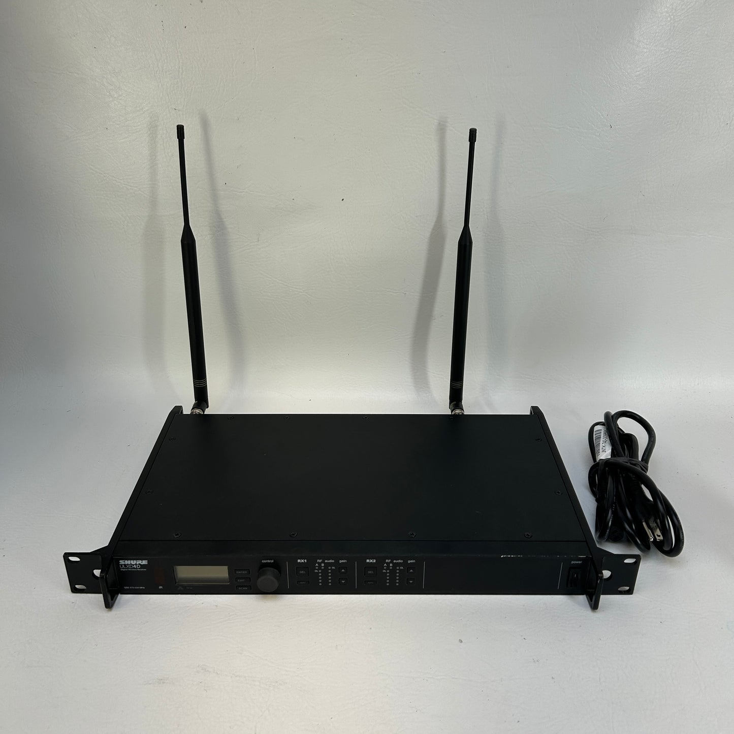Shure ULXD4D Dual-Channel Digital Wireless Receiver ULXD4D