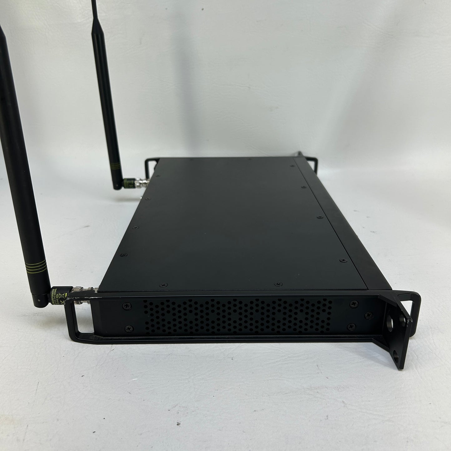 Shure ULXD4D Dual-Channel Digital Wireless Receiver ULXD4D
