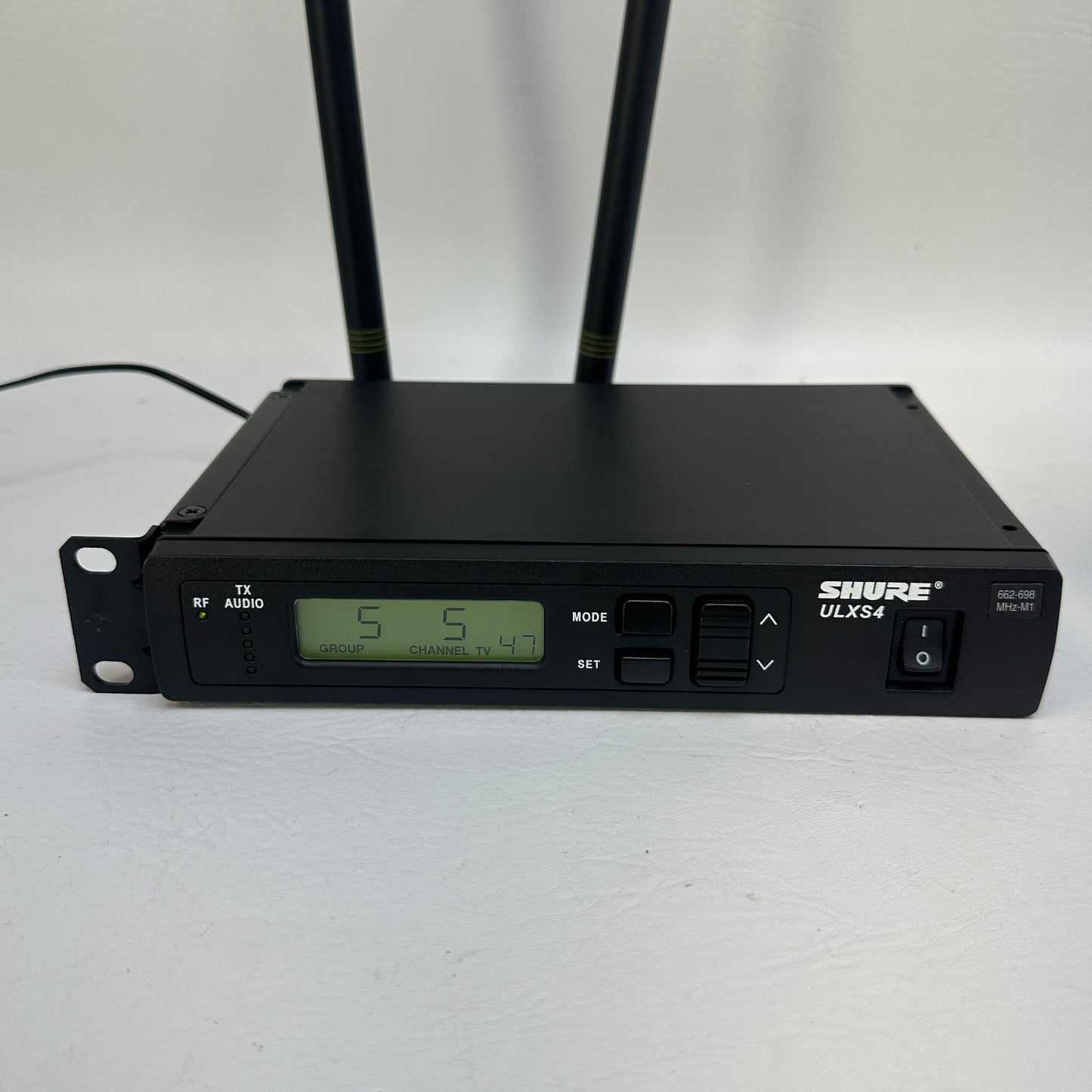 Shure ULXS4=-M1 Wireless Microphone Receiver M1 Band Diversity UHF Rack Mount