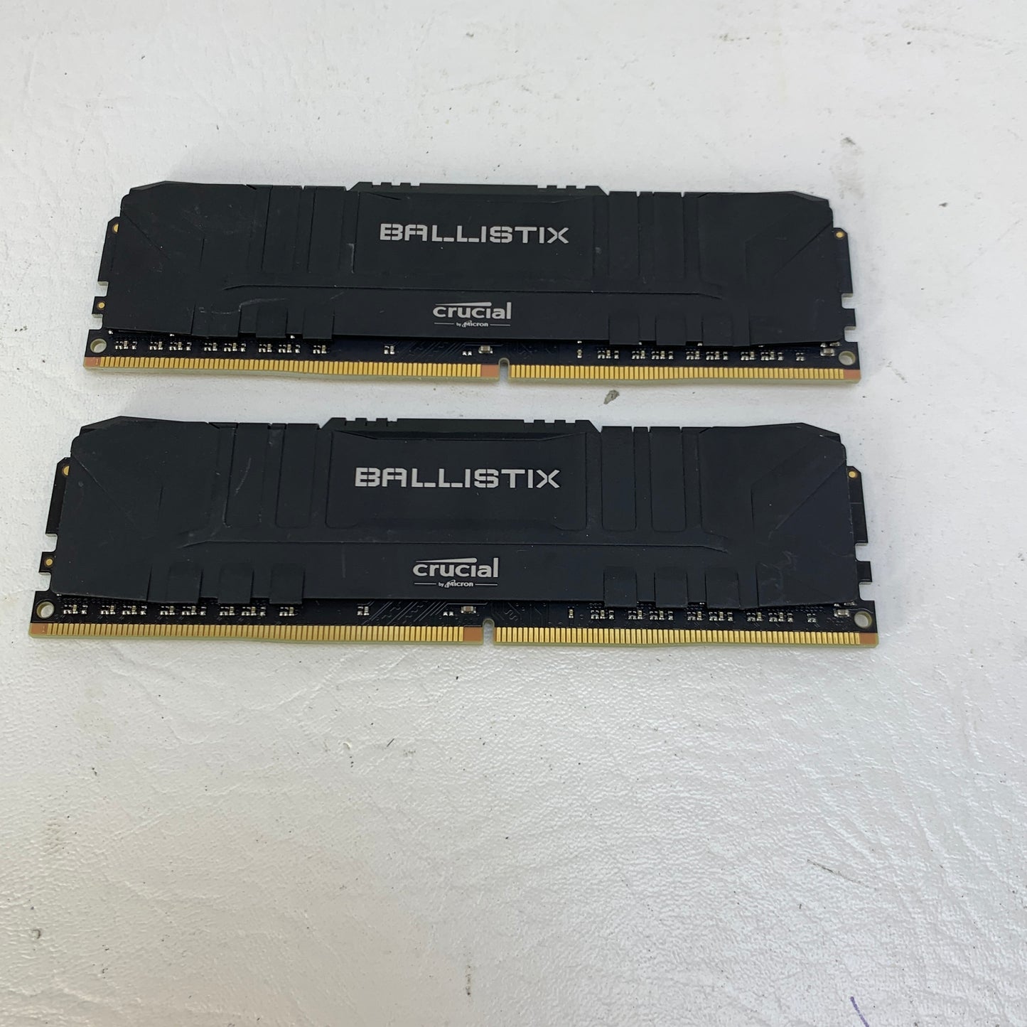 Crucial Ballistix 16GB (2x8GB) RAM DDR4 3200MHz BL2K8G32C16U4B