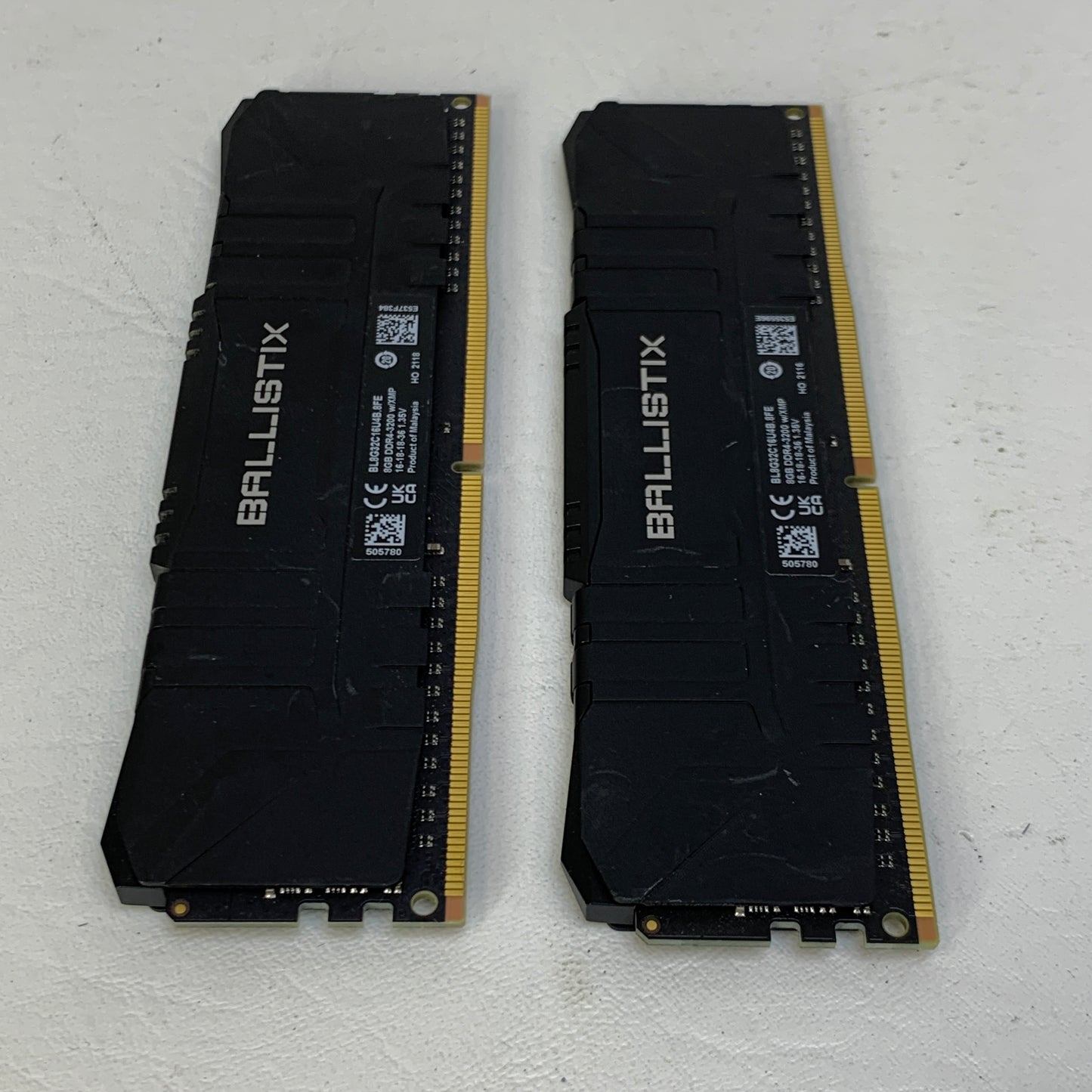 Crucial Ballistix 16GB (2x8GB) RAM DDR4 3200MHz BL2K8G32C16U4B