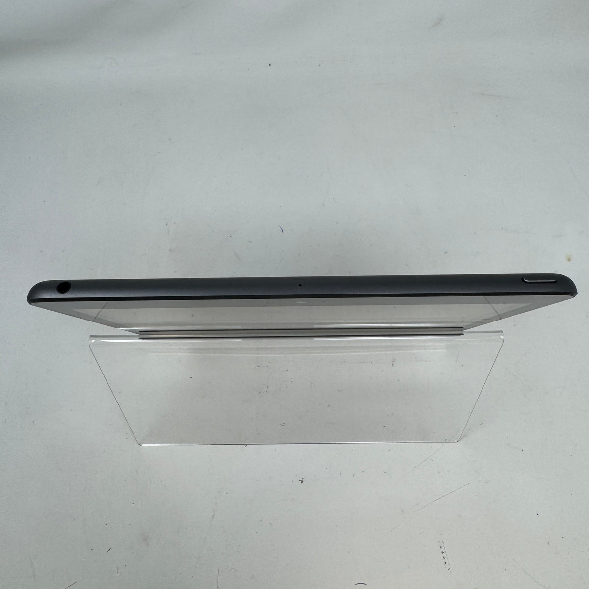 WiFi Only Apple iPad 9th Gen 256GB Space Gray MK2N3LL/A