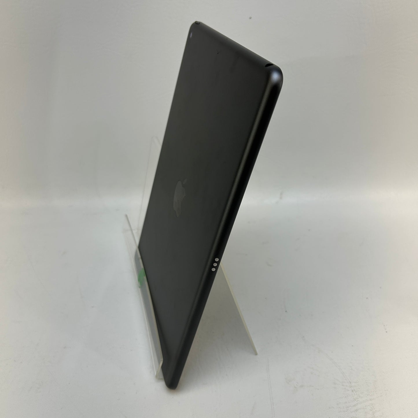 WiFi Only Apple iPad 9th Gen 64GB Space Gray MK2K3LL/A