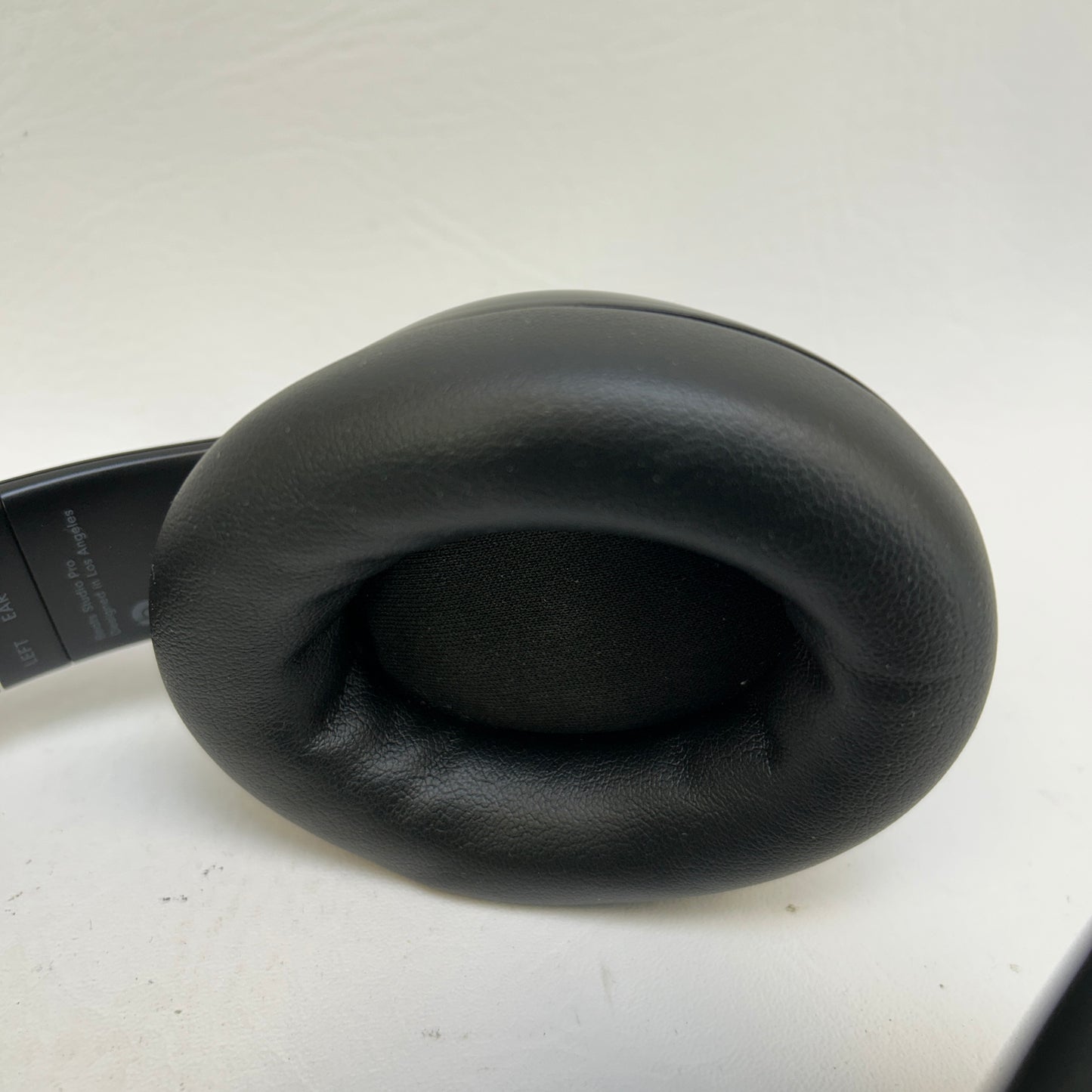 Beats Studio Pro Over-Ear Wireless Headphones Black MQTP3LL/A