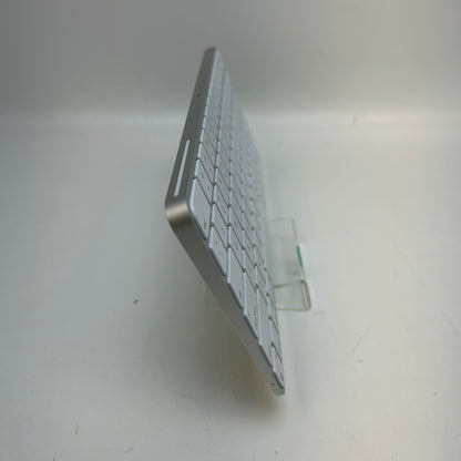 Apple Magic Keyboard Wireless Bluetooth A2450