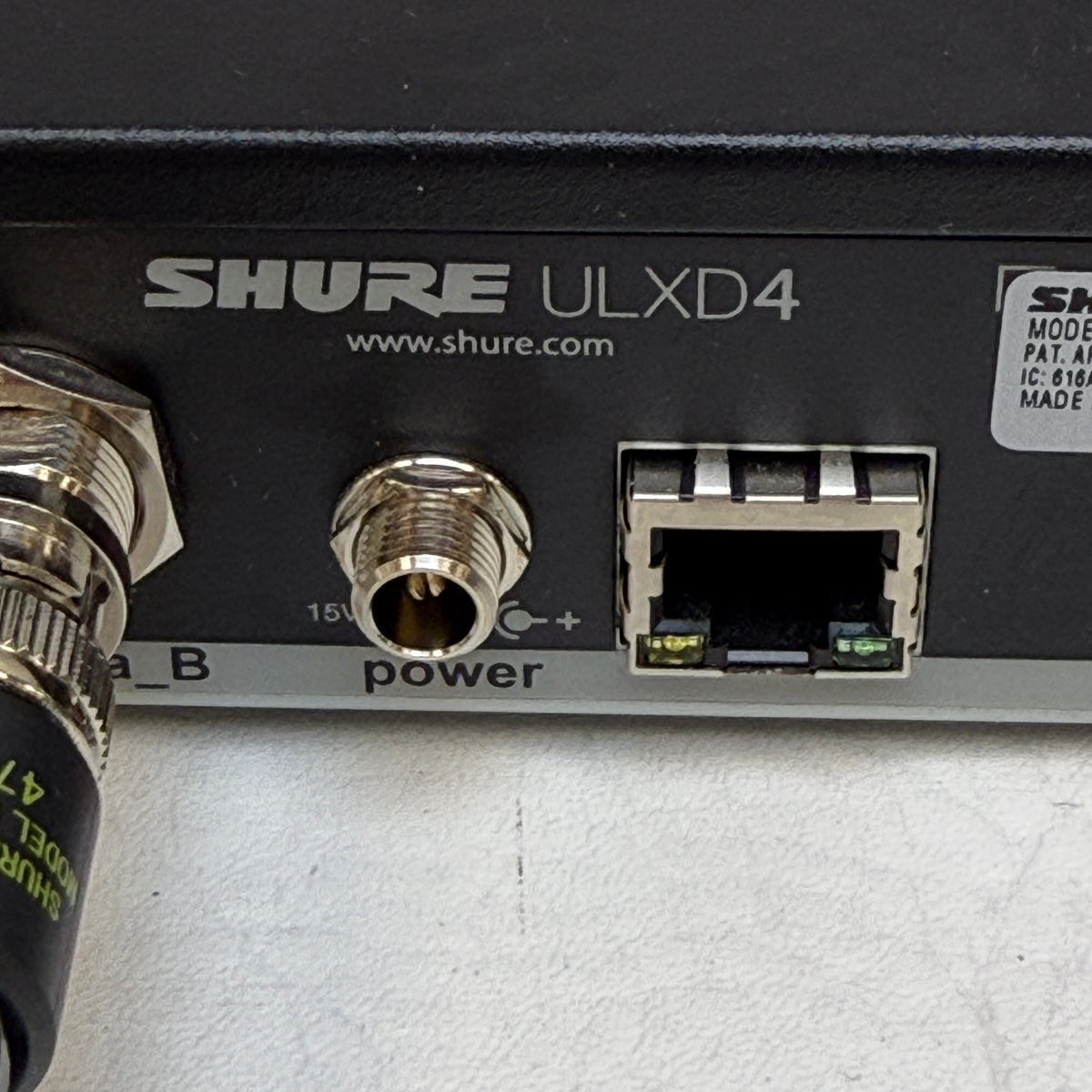 Shure Digital Wireless Receiver ULXD4 G50 470-534 MHz Quad-Channel