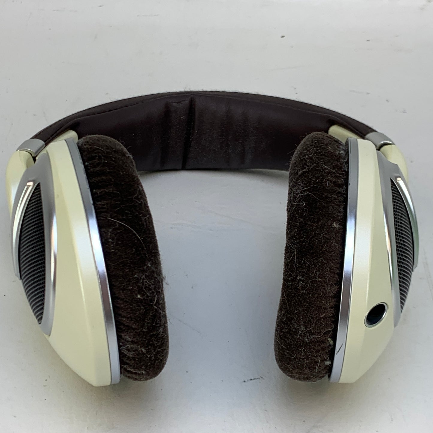 Sennheiser HD 599 Open Back Audiophile Headphones Ivory