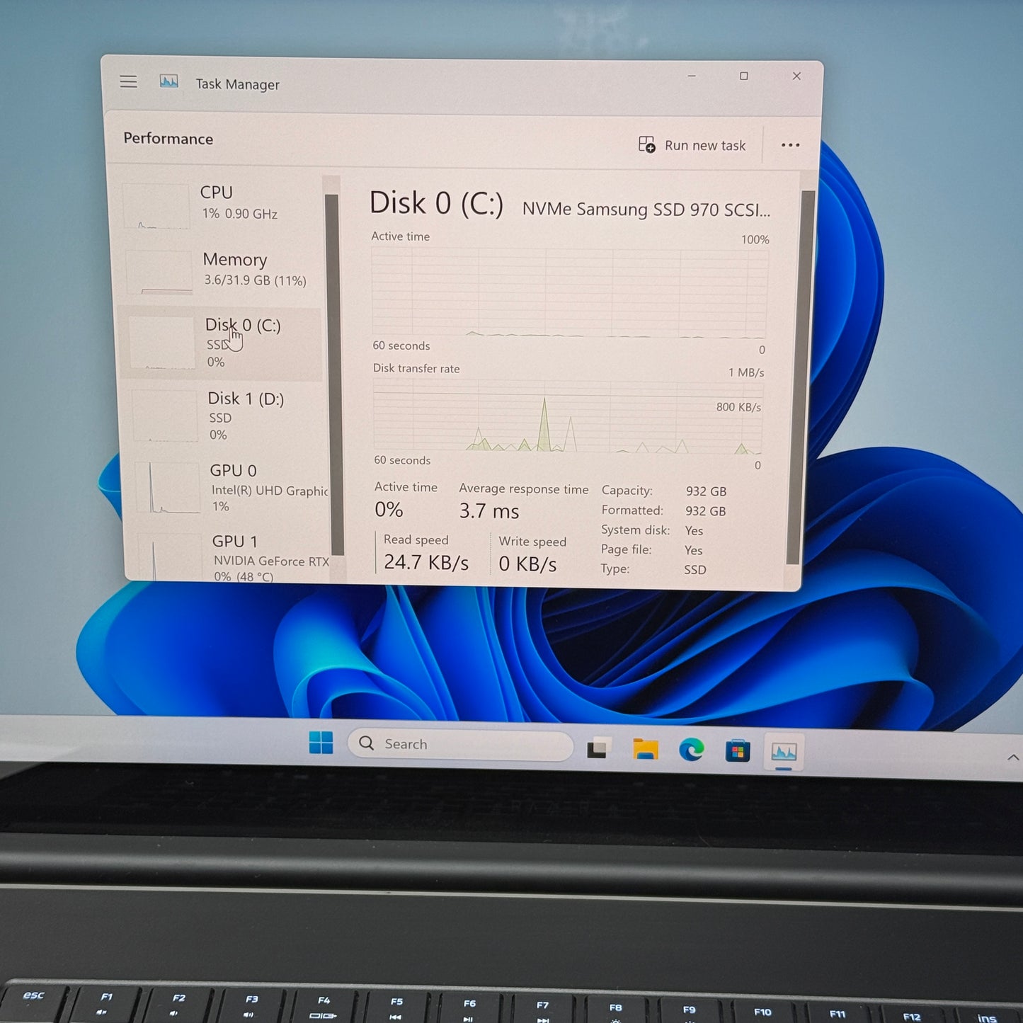 Razer Blade Pro 17 RZ09-0314 17.3" i7-9750H 2.6GHz 32GB RAM 1TB SSD GeForce RTX 