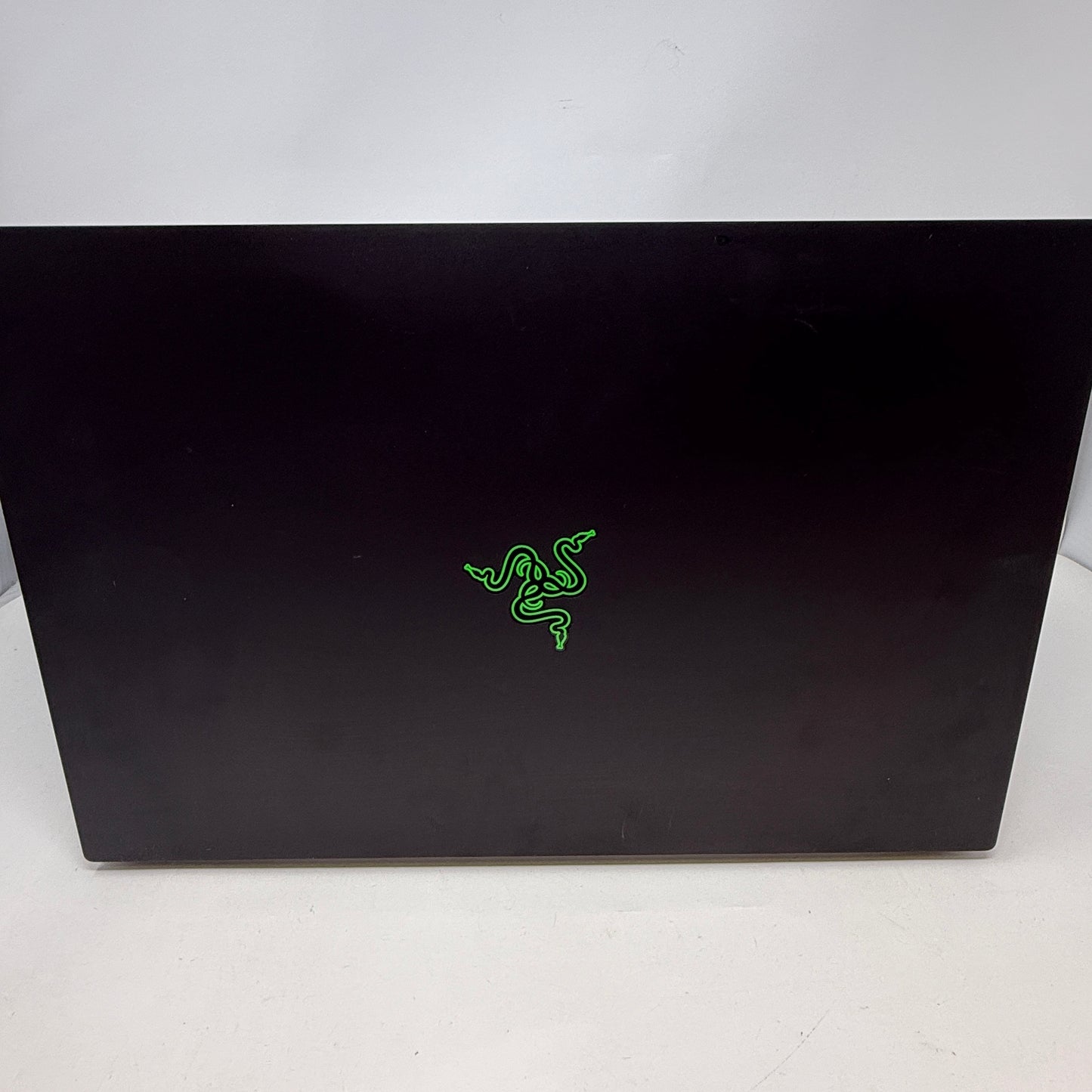 Razer Blade Pro 17 RZ09-0314 17.3" i7-9750H 2.6GHz 32GB RAM 1TB SSD GeForce RTX 