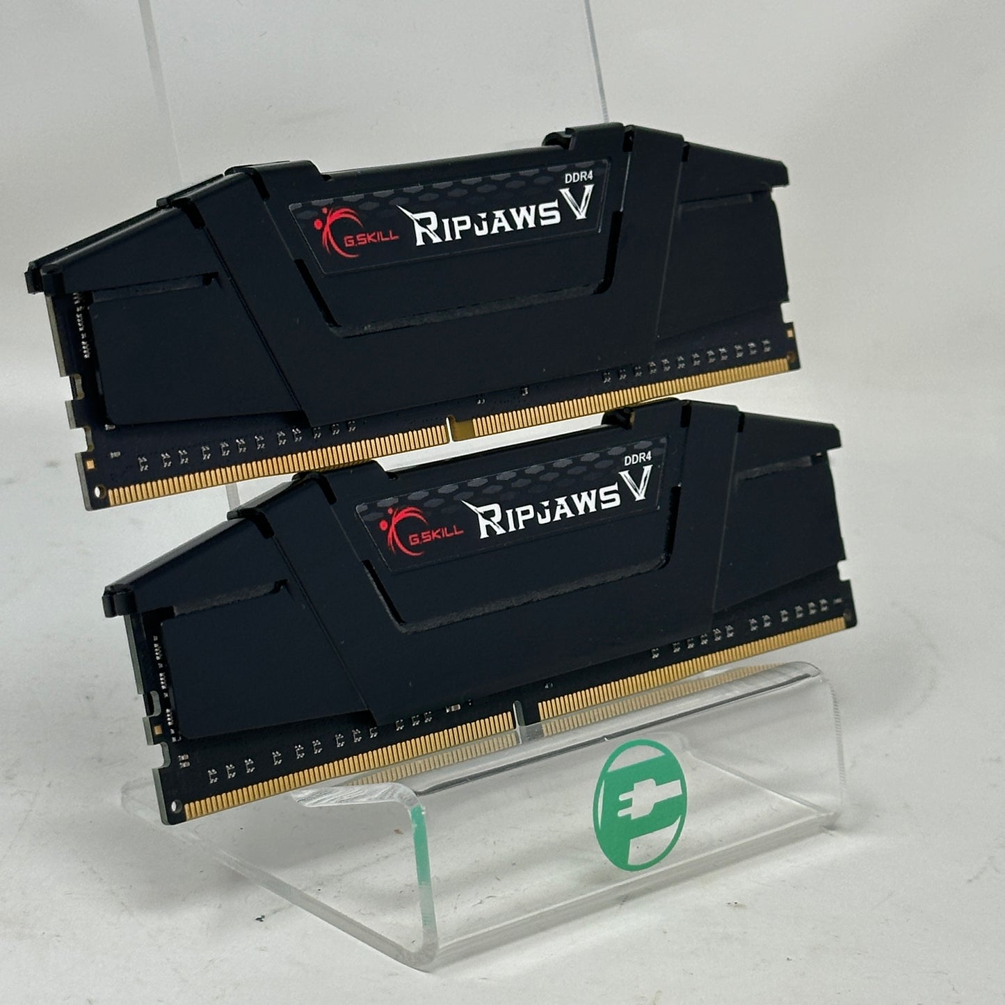 G.Skill Ripjaws V 16GB (2x8GB) RAM DDR4 3200MHz F4-3200C16D-16GVKB