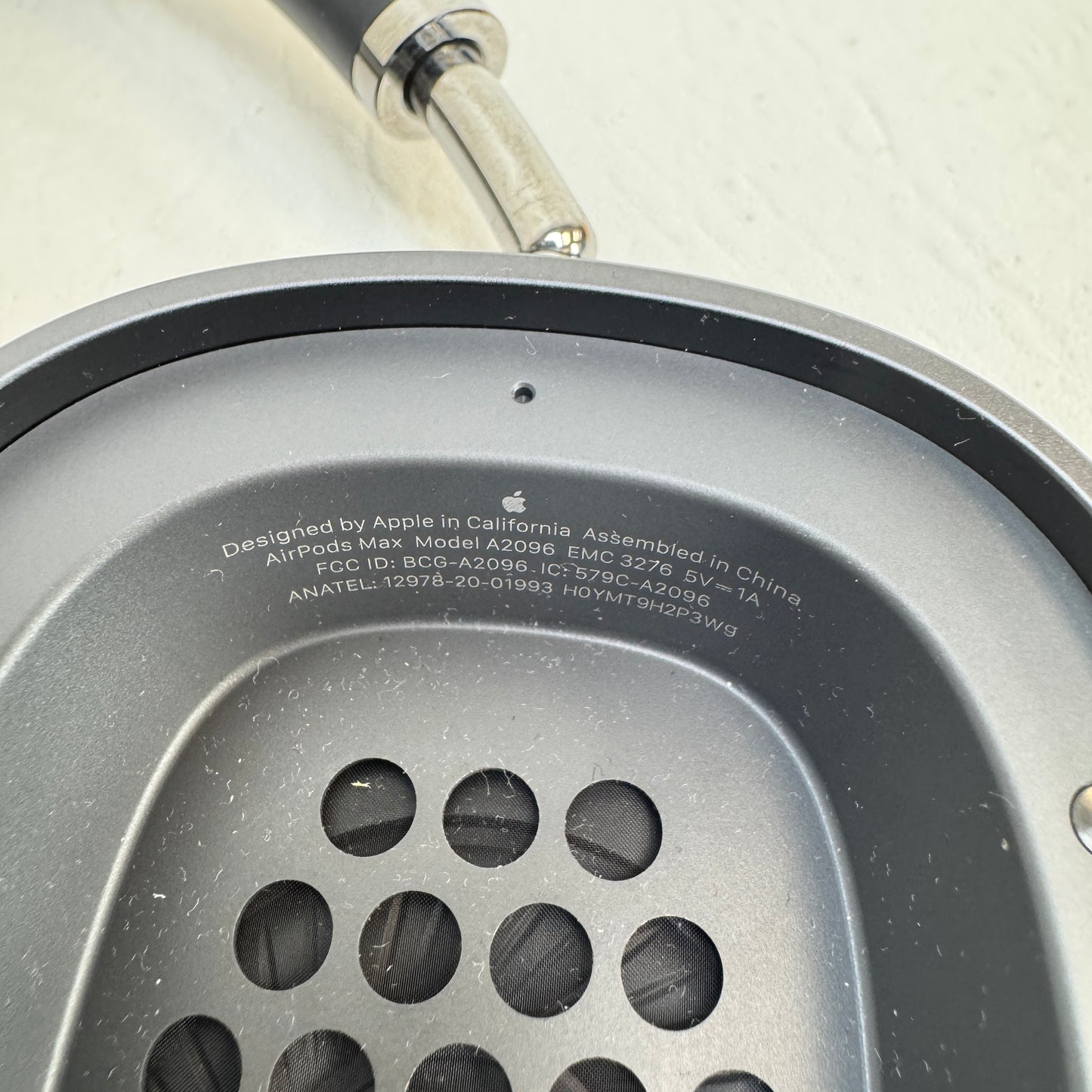 Apple AirPods Max Wireless Over-Ear Headphones Space Gray MGYH3AM/A