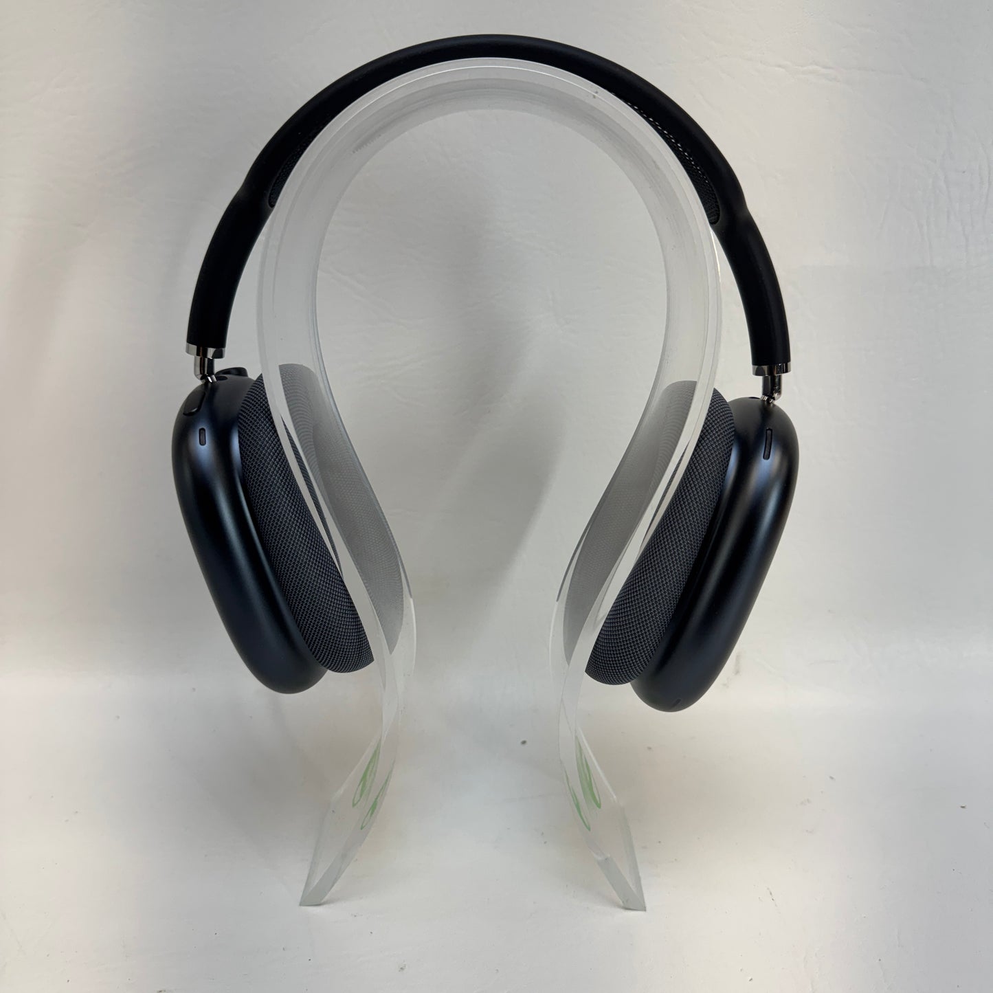 Apple AirPods Max USB-C Wireless Over-Ear Headphones Midnight MWW43AM/A