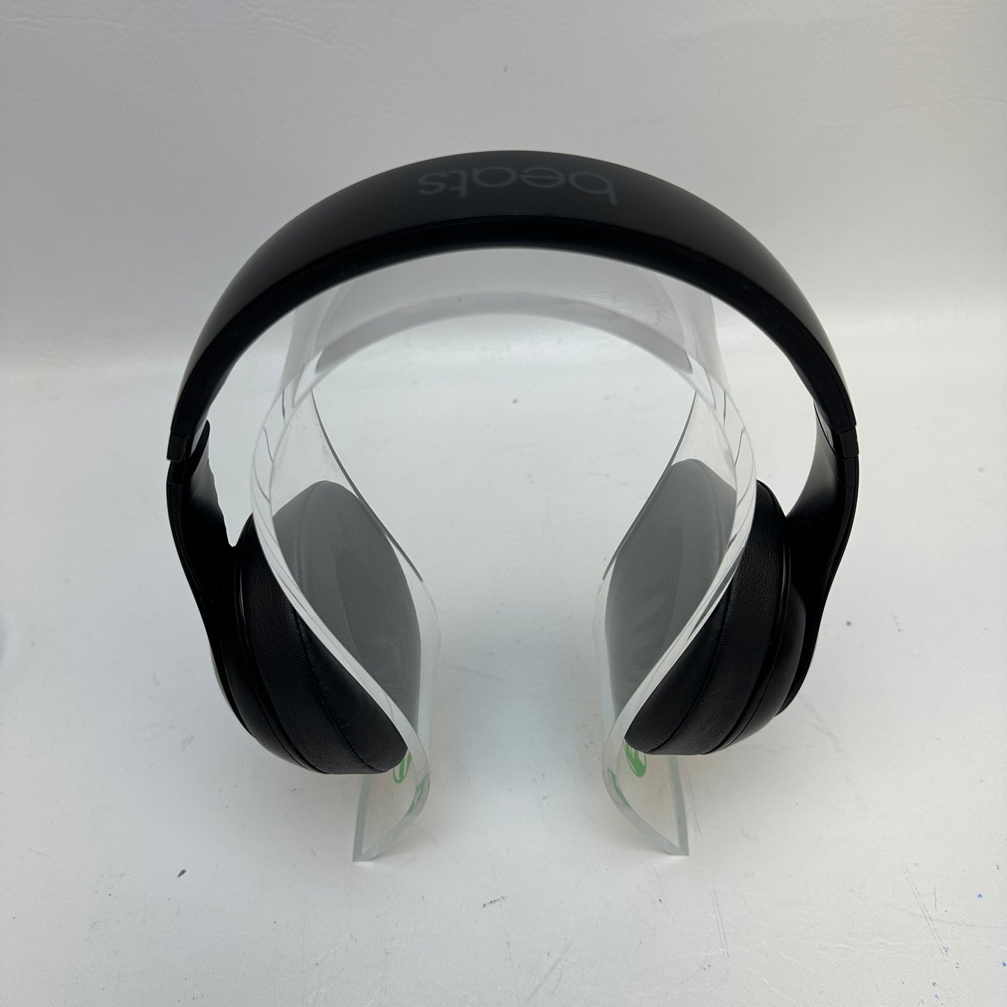 Beats Studio3 Wireless Over-Ear Headphone  Black MQ562LL/A