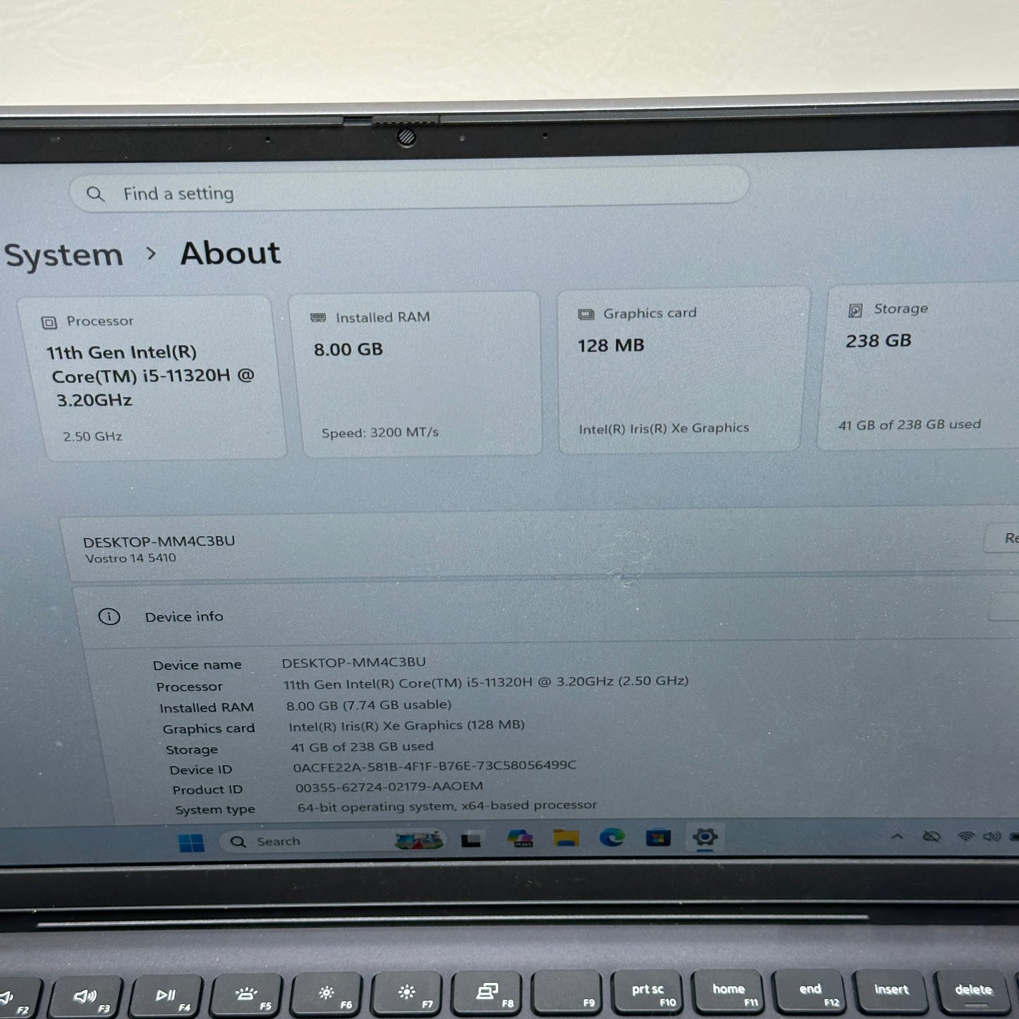 Dell Vostro 14 5410 14" i5-11320H 3.2GHz 8GB RAM 256GB SSD