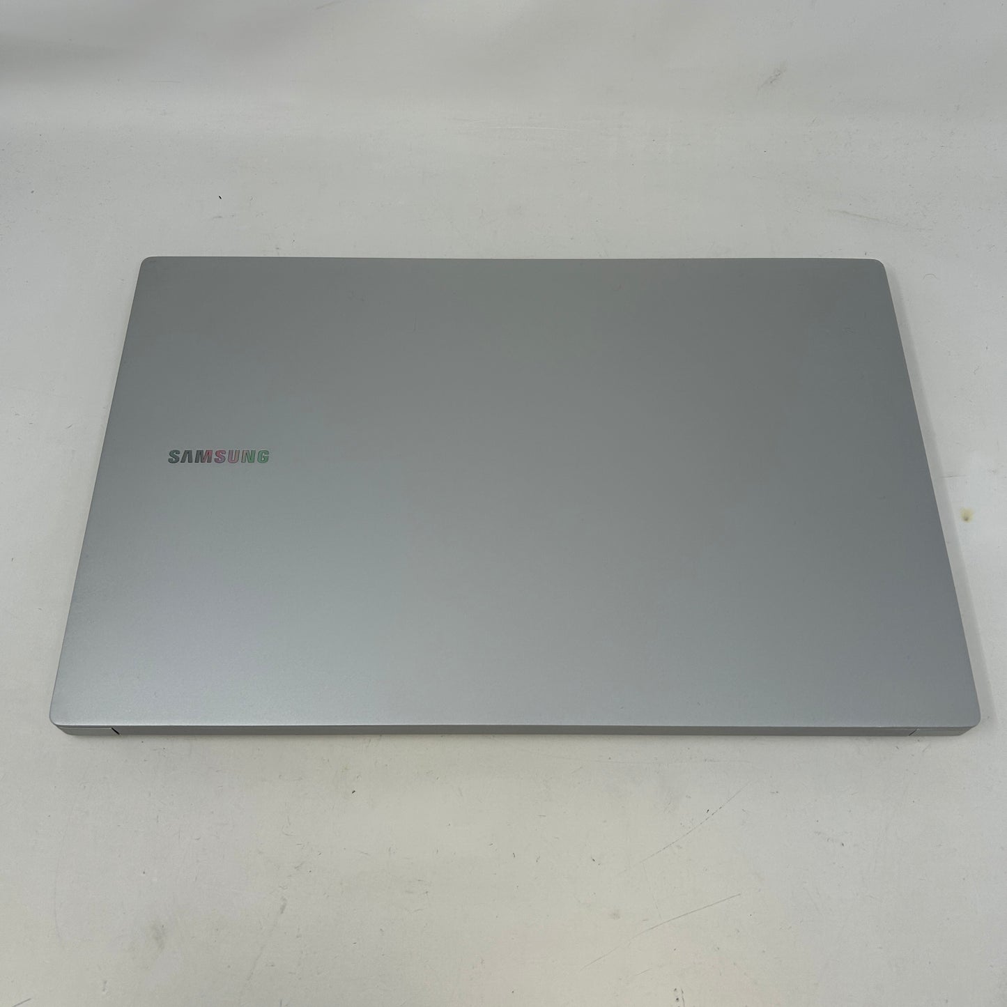 Samsung Galaxy Book4 7MGK9JBP 15.6" Athlon Gold 3150U 1.8GHz 16GB RAM 512GB SSD