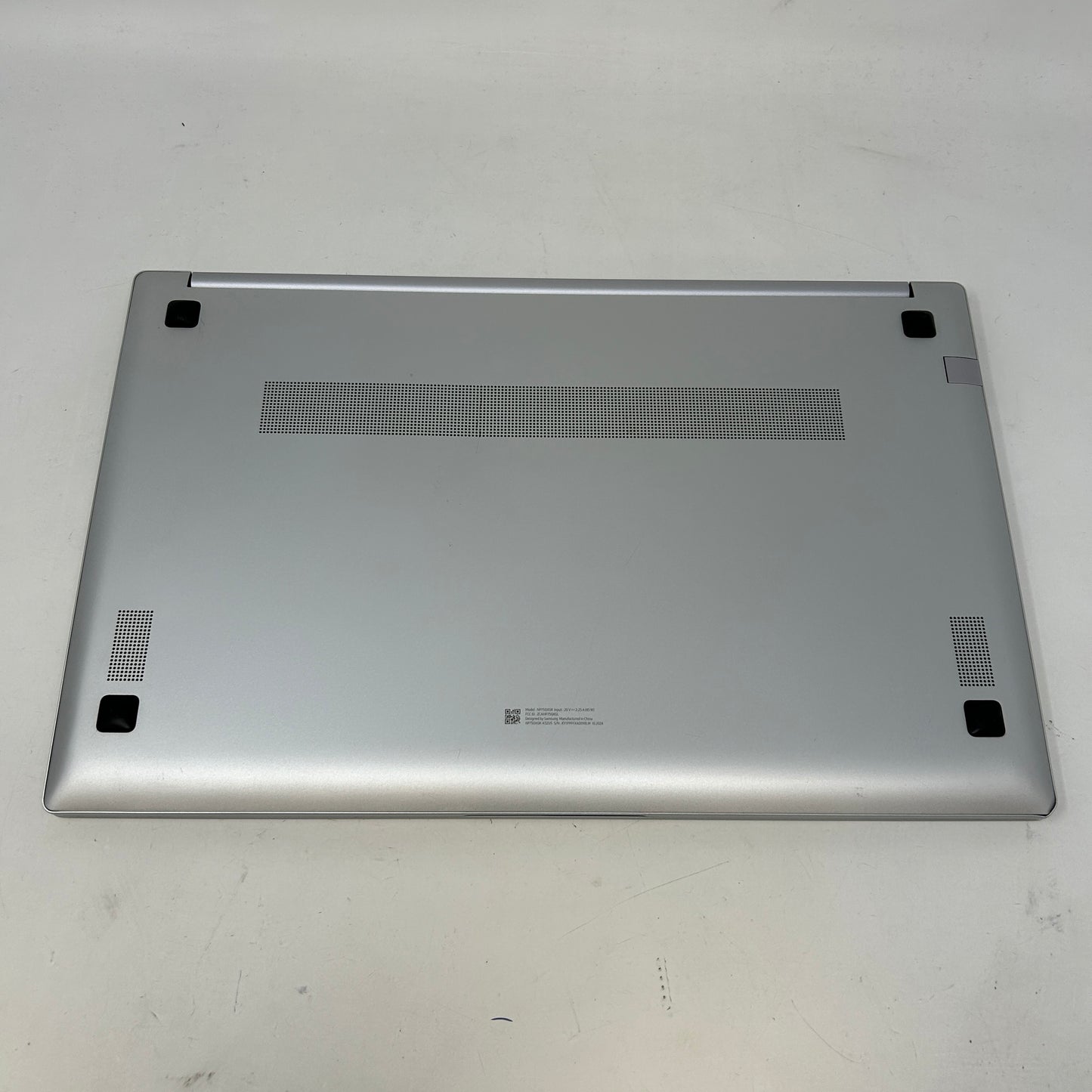 Samsung Galaxy Book4 7MGK9JBP 15.6" Athlon Gold 3150U 1.8GHz 16GB RAM 512GB SSD