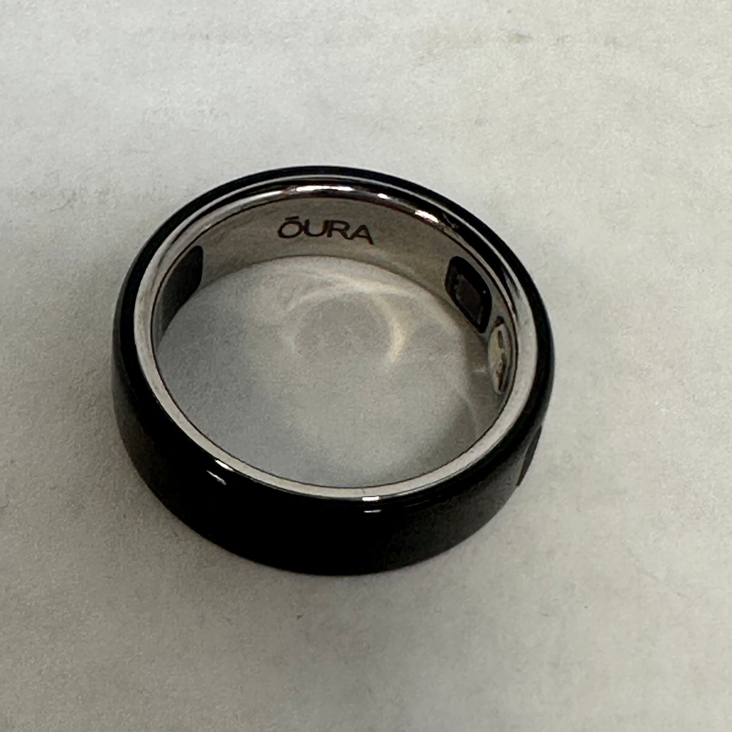 Oura Ring Gen 5 Size 8 Black Smart Ring Activity Tracker JZ90-54144-08