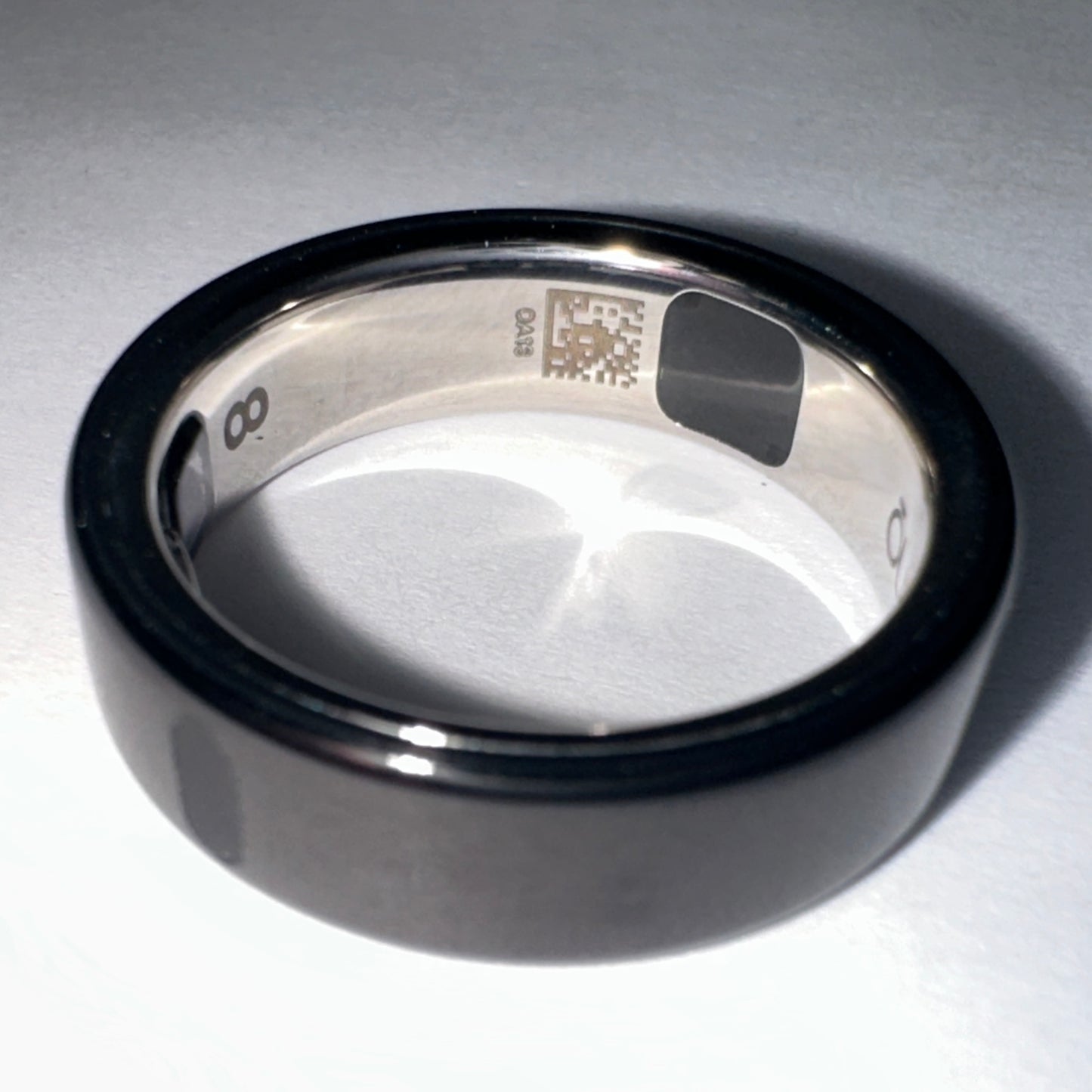 Oura Ring Gen 5 Size 8 Black Smart Ring Activity Tracker JZ90-54144-08