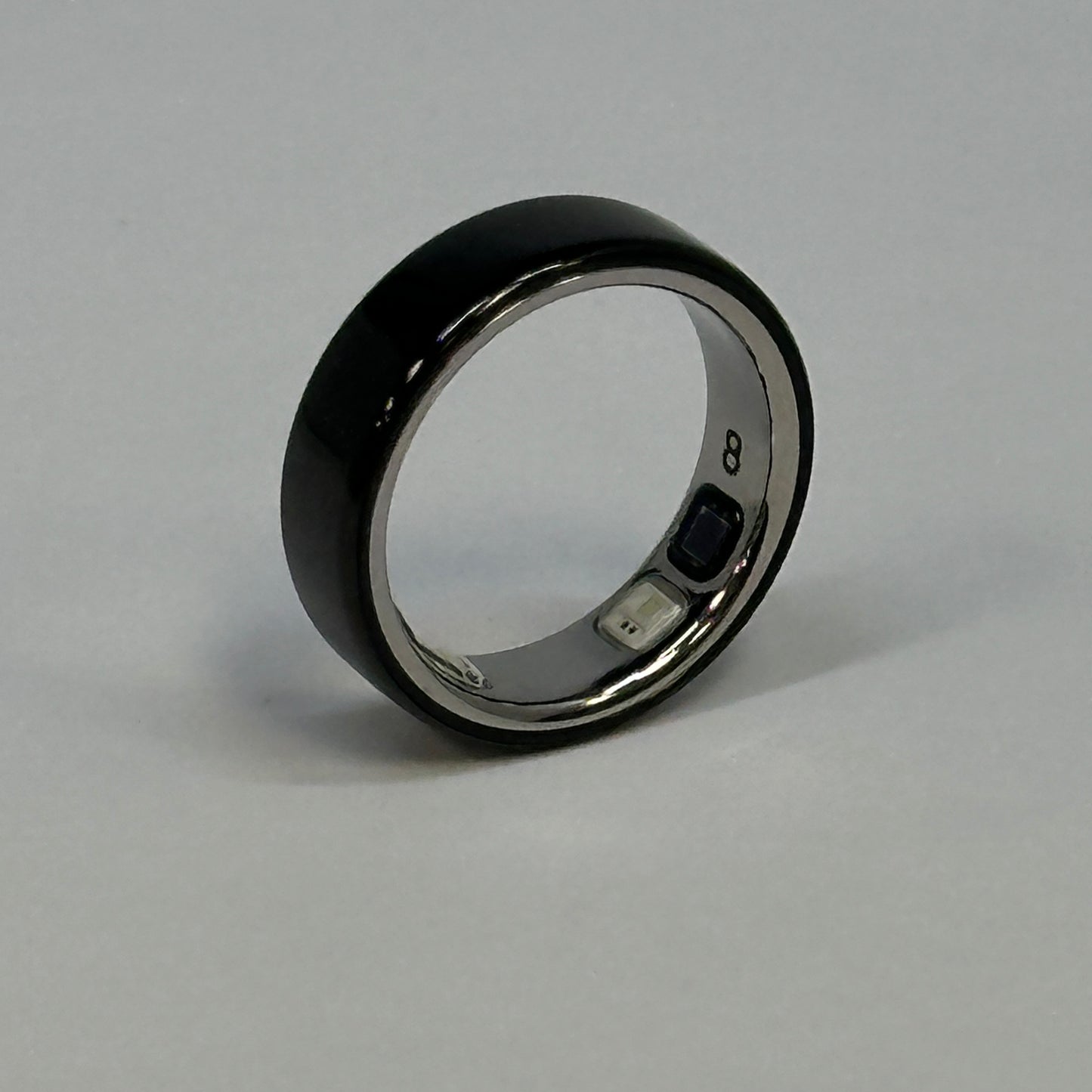 Oura Ring Gen 5 Size 8 Black Smart Ring Activity Tracker JZ90-54144-08