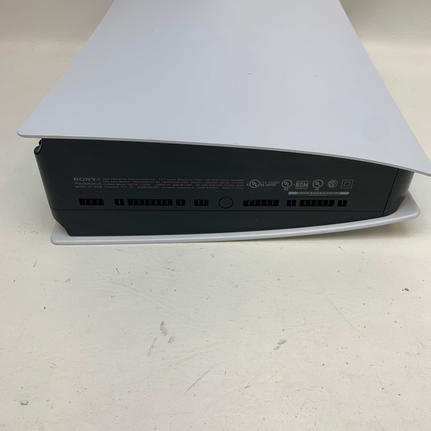Sony PlayStation 5 Digital PS5 825GB White Console Gaming System CFI-1015B