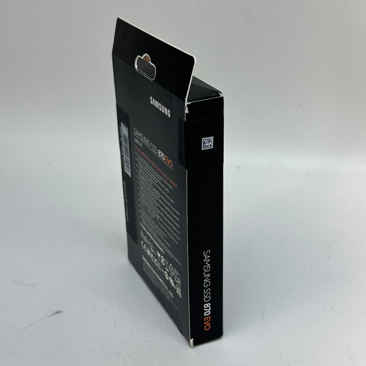 New Samsung 2.5" 870 EVO 4TB SATA III (6 Gb/s) SSD MZ-77E4T0BAM