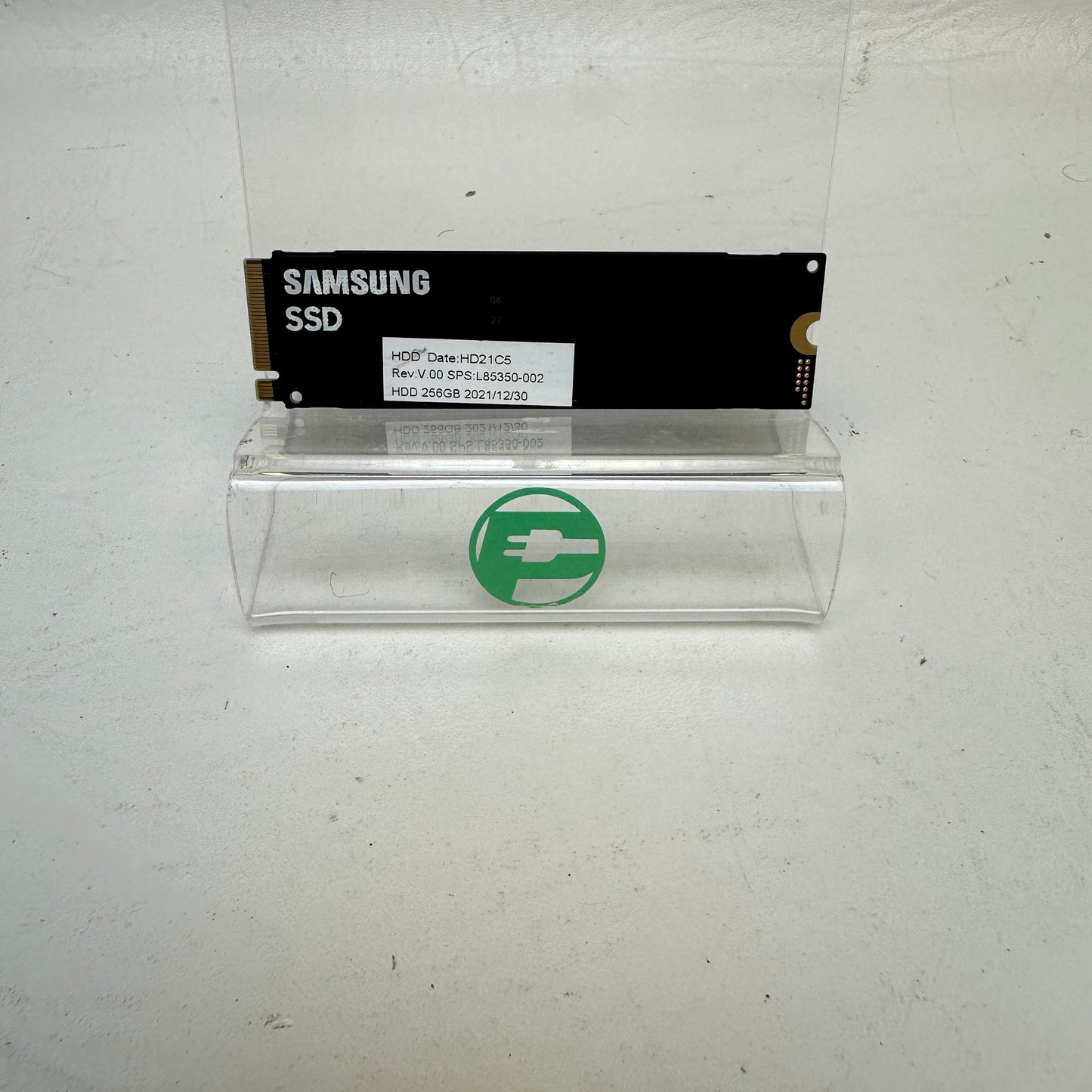 Samsung M.2 2280 MZ-VL22560 256GB Gen4 x4 NVMe SSD ULNVN01G2F2JHZ