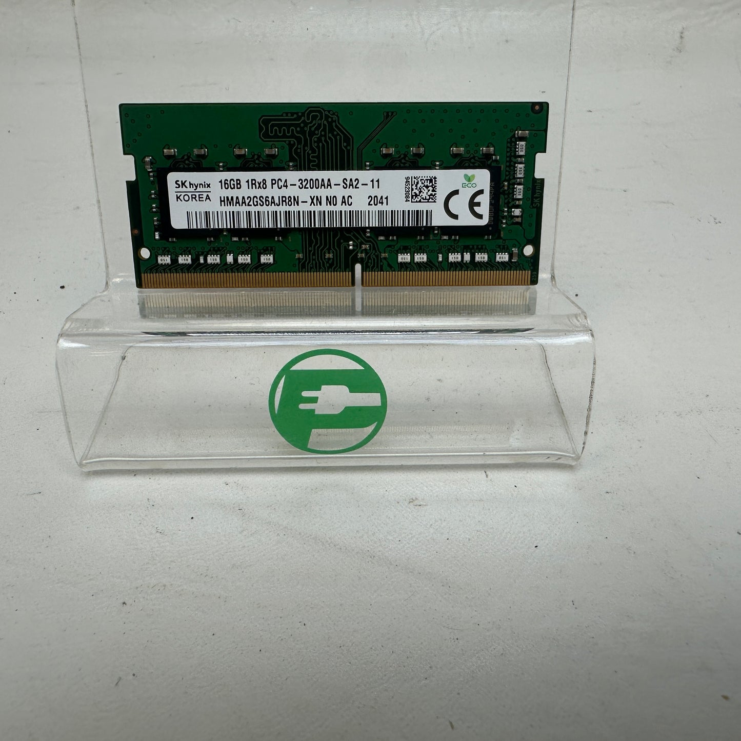 SK Hynix 1Rx8PC43200AASA211 16GB (1x16GB) RAM DDR4 3200MHz HMAA2GS6AJR8N-XNNOAC2041