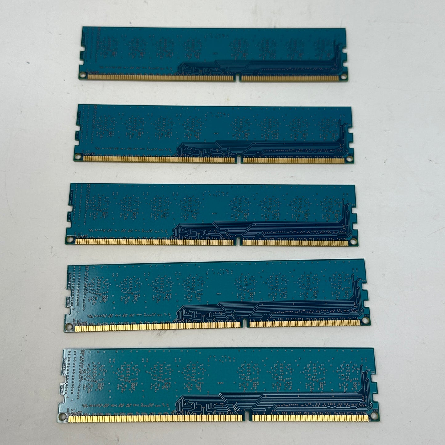 Lot of 5 SK Hynix 4GB (1x4GB) RAM DDR3 1600MHz HMT451U6AFR8C