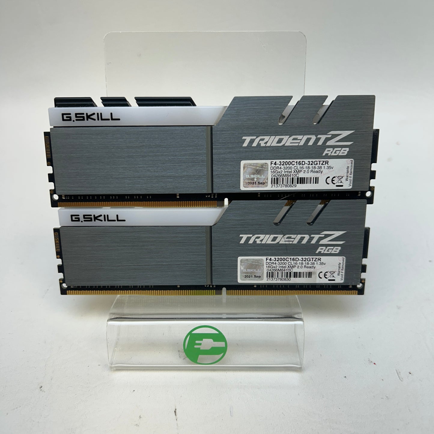 G.Skill Trident Z RGB 32GB (2x16GB) RAM DDR4 3200MHz F4-3200C16D-32GTZR