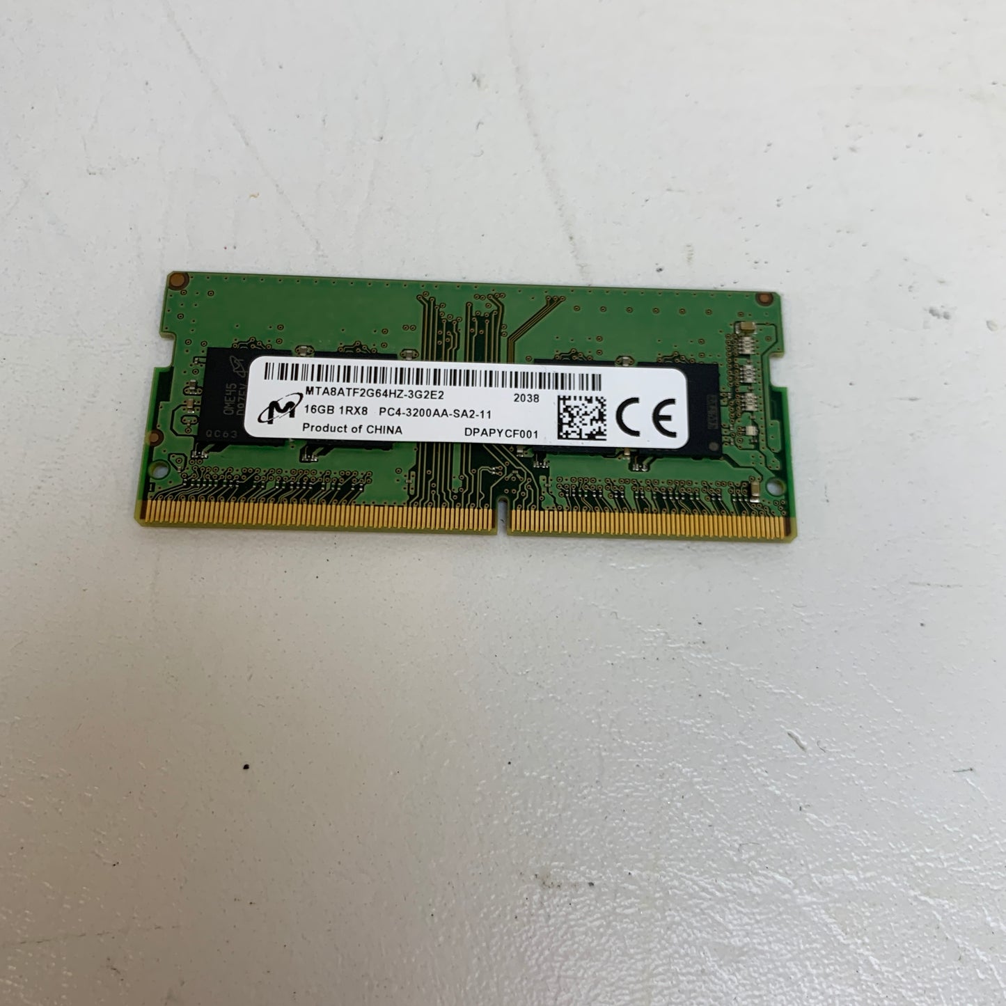 Micron MTA8ATF2G64HZ-3G2E2 16GB (1x16GB) RAM DDR4 3200MHz 2038