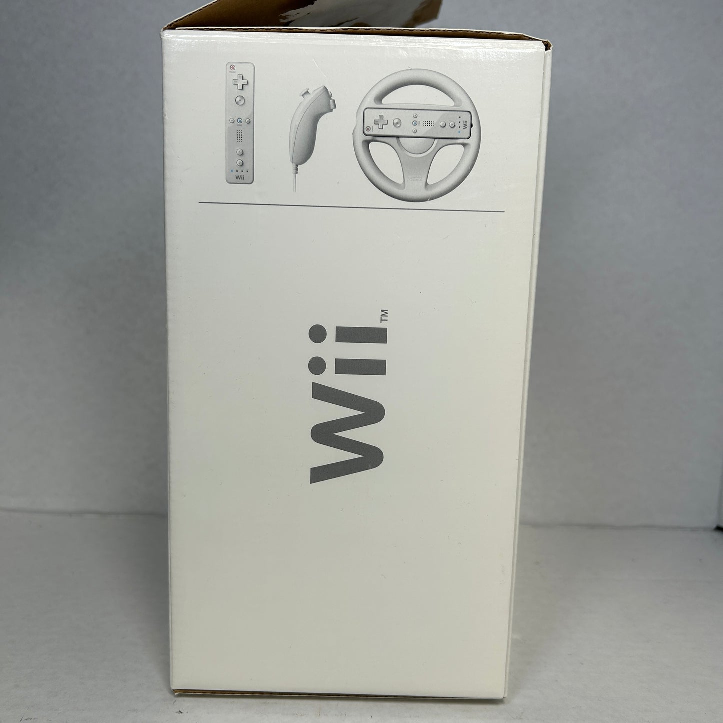 Nintendo Wii Accessory Pack Wii Remote Nunchuk Wii Wheel RVL-AK601 2008