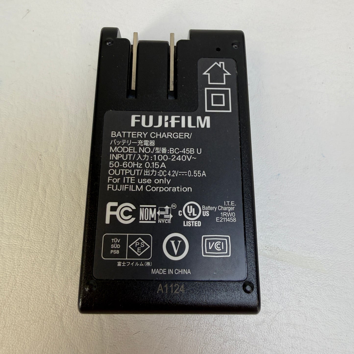 Fujifilm FinePix XP20 14.2MP Compact Digital Camera Silver