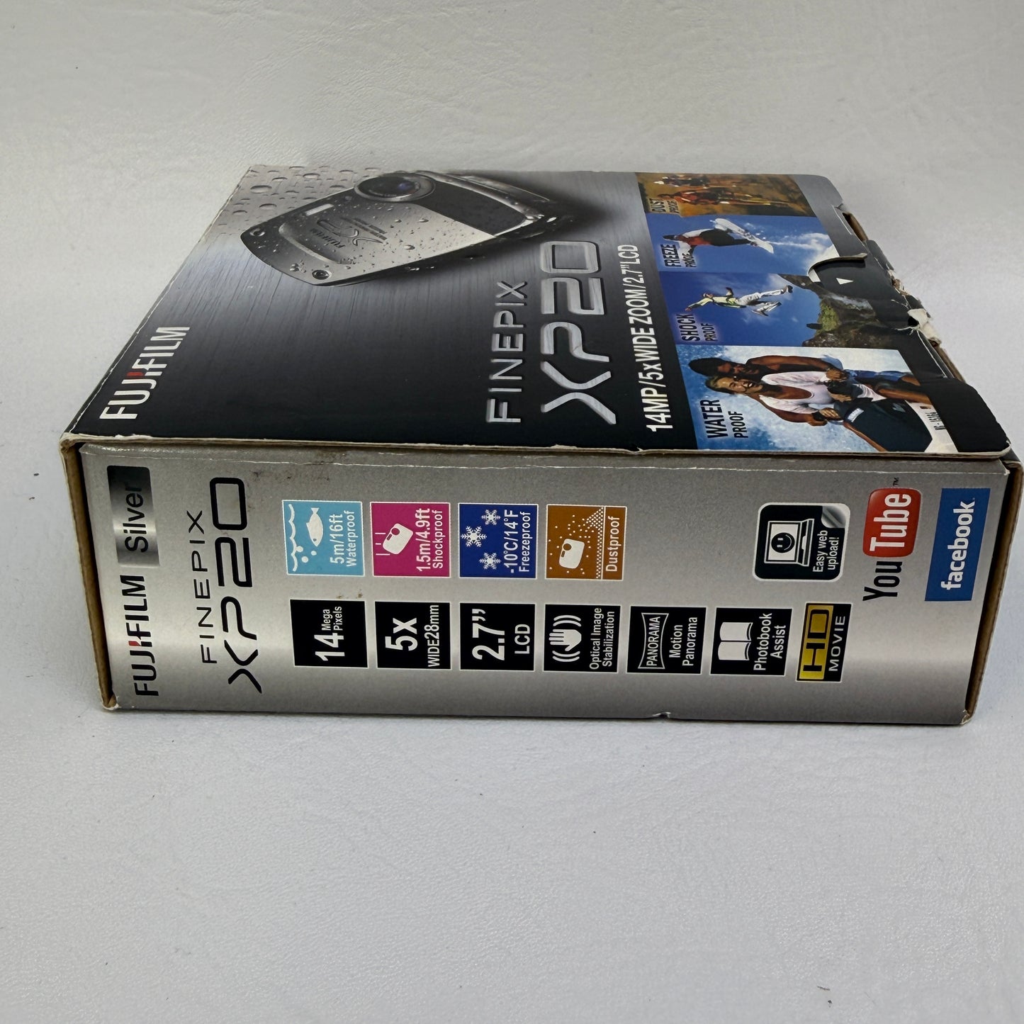 Fujifilm FinePix XP20 14.2MP Compact Digital Camera Silver