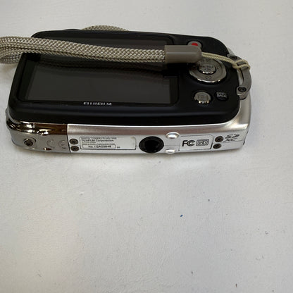 Fujifilm FinePix XP20 14.2MP Compact Digital Camera Silver