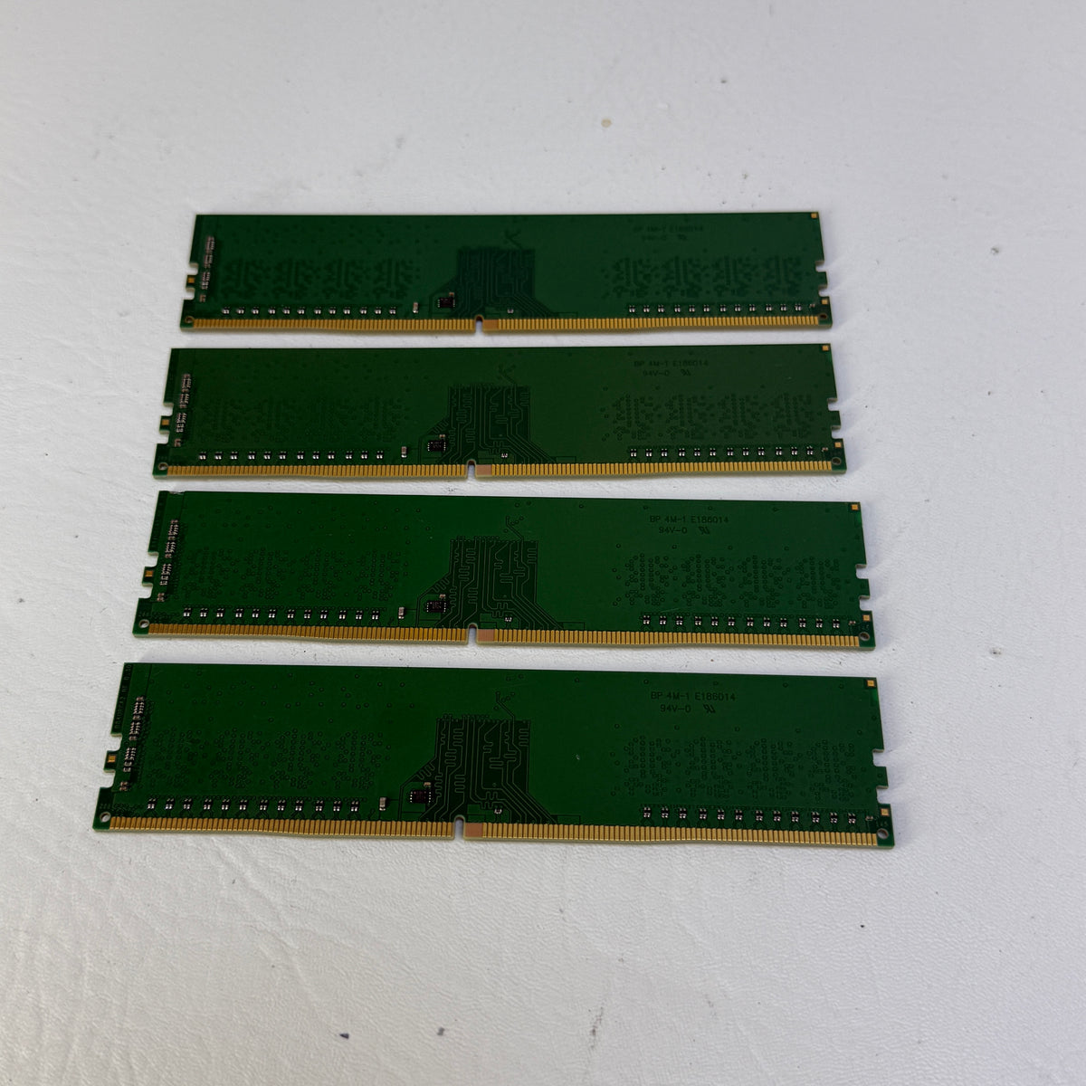 Crucial DDR4-2666 UDIMM 1.2V CL19 32GB (4x8GB) RAM DDR4 2666MHz CT8G4DFS8266