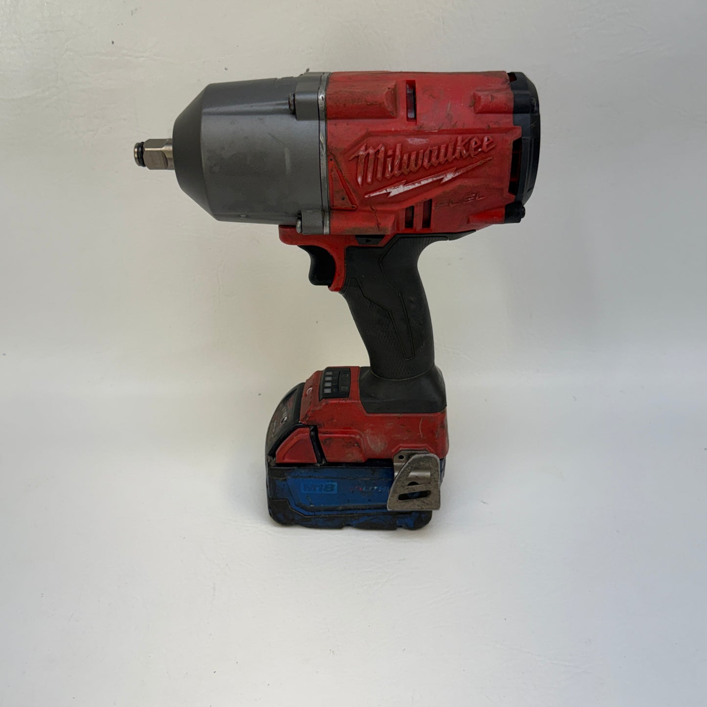 Milwaukee 2767-20 M18 18V 1/2" Square Ring Impact Wrench