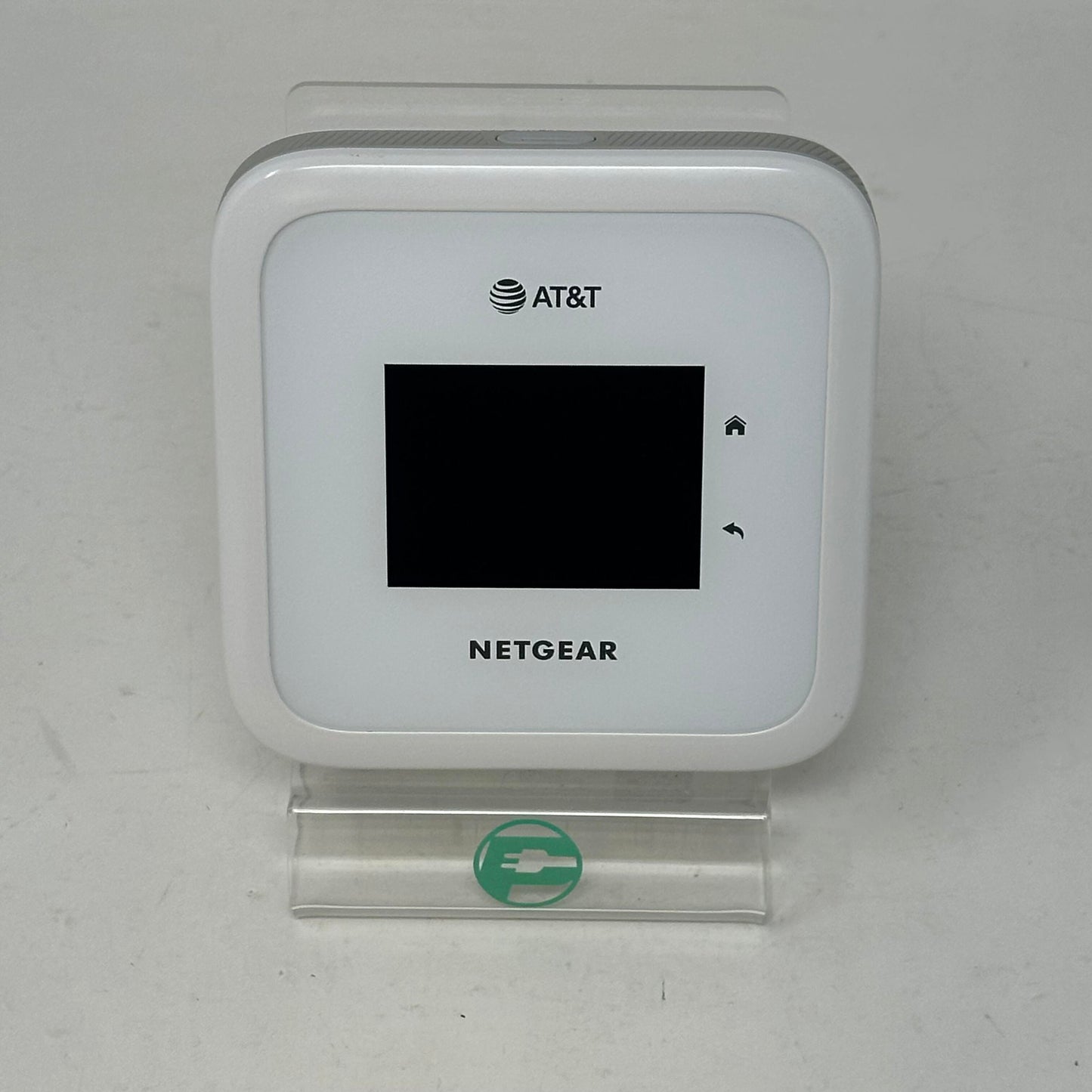 Netgear MR6110 Nighthawk M6 5G WiFi 6 Mobile Hotspot Router
