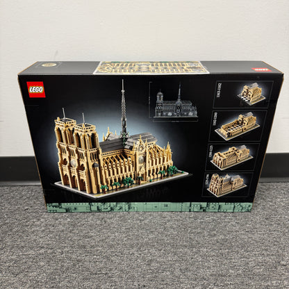 New LEGO Notre-Dame de Paris 21061 Architecture Structural 4383pcs