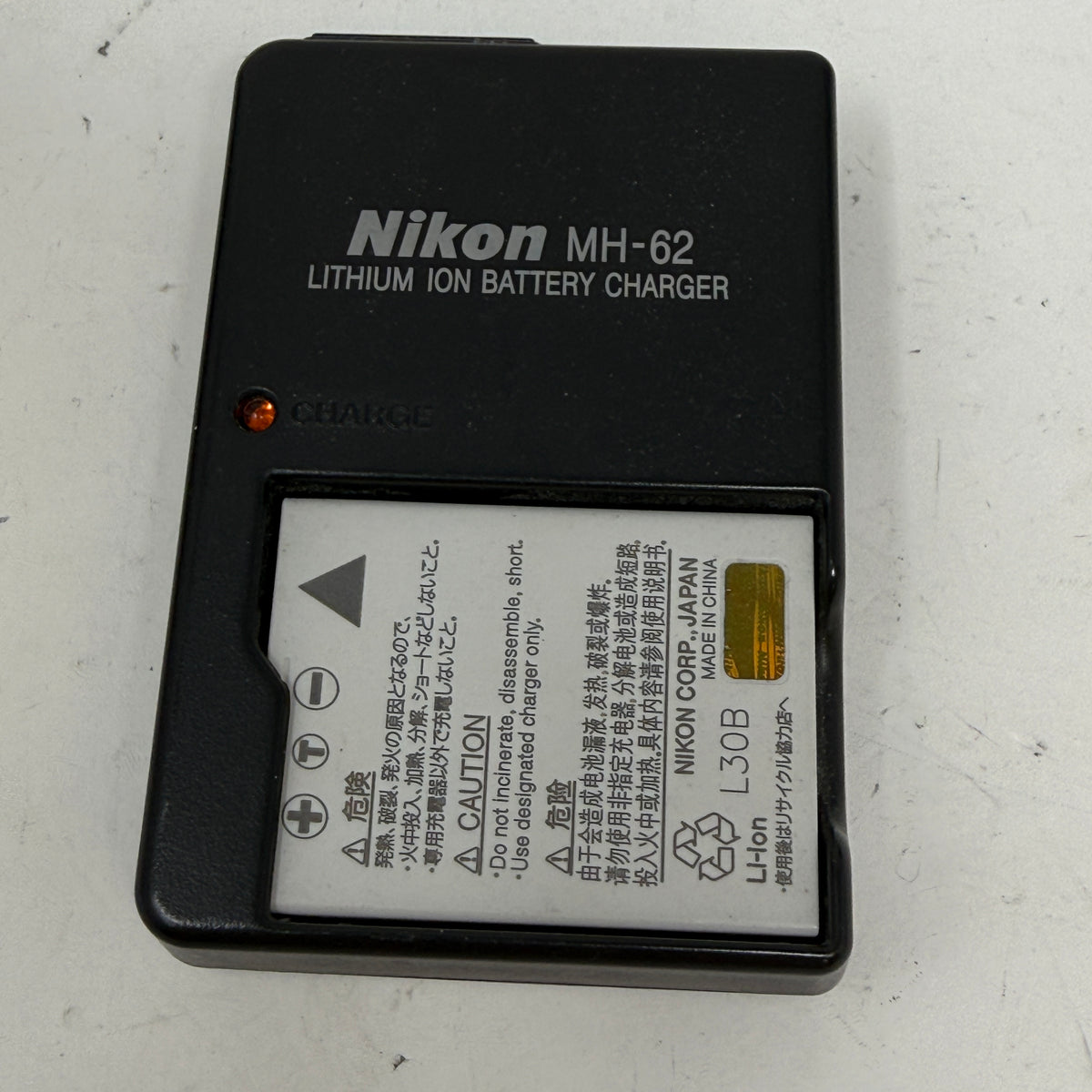 Nikon COOLPIX S51 8.1MP Compact Camera