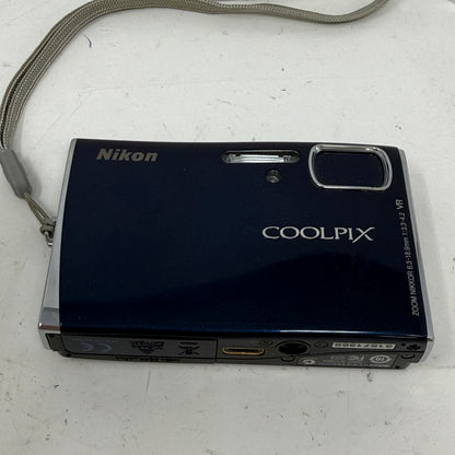 Nikon COOLPIX S51 8.1MP Compact Camera