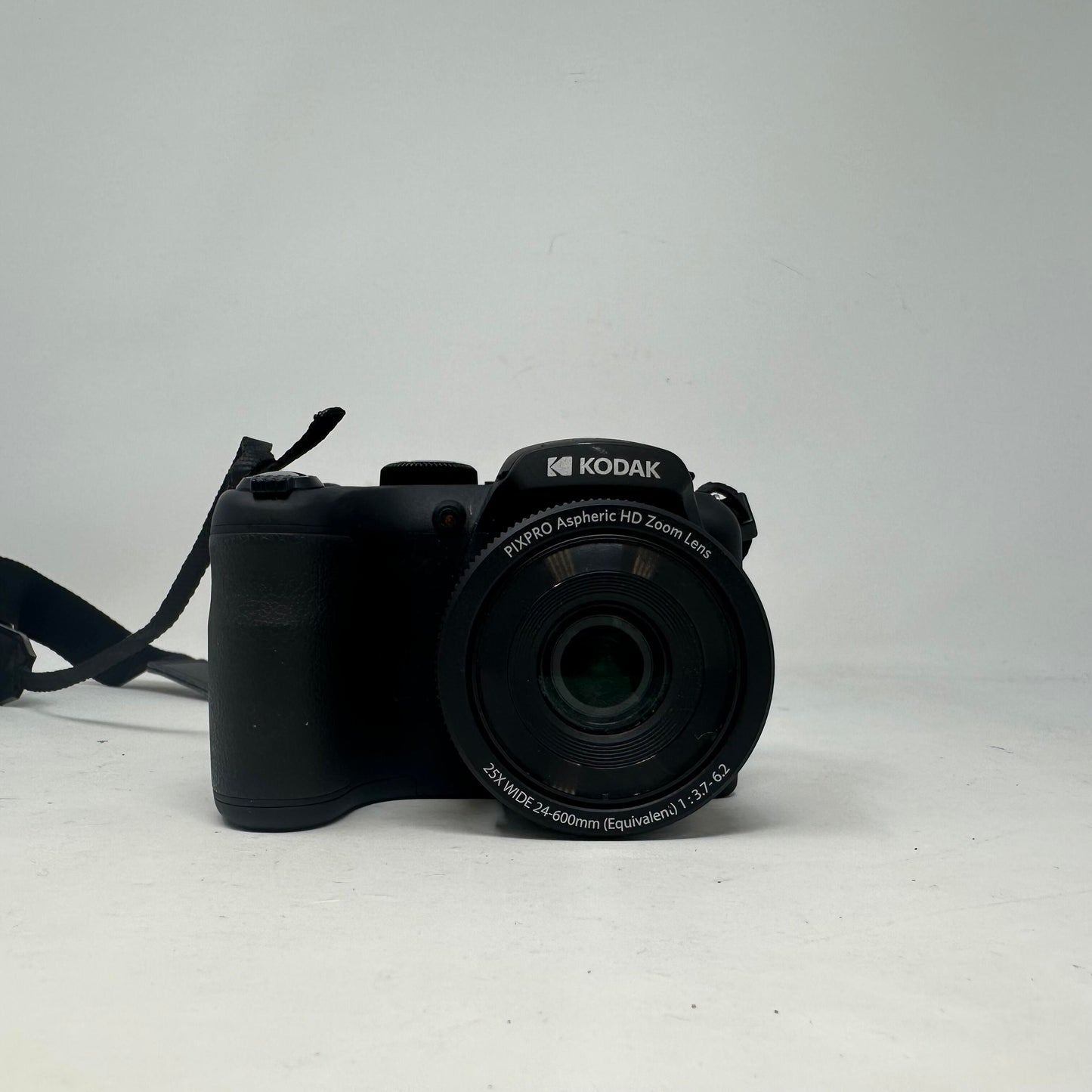 Kodak PIXPRO AZ255 Bridge Digital Camera 16.0 MP 25x Optical Zoom Black