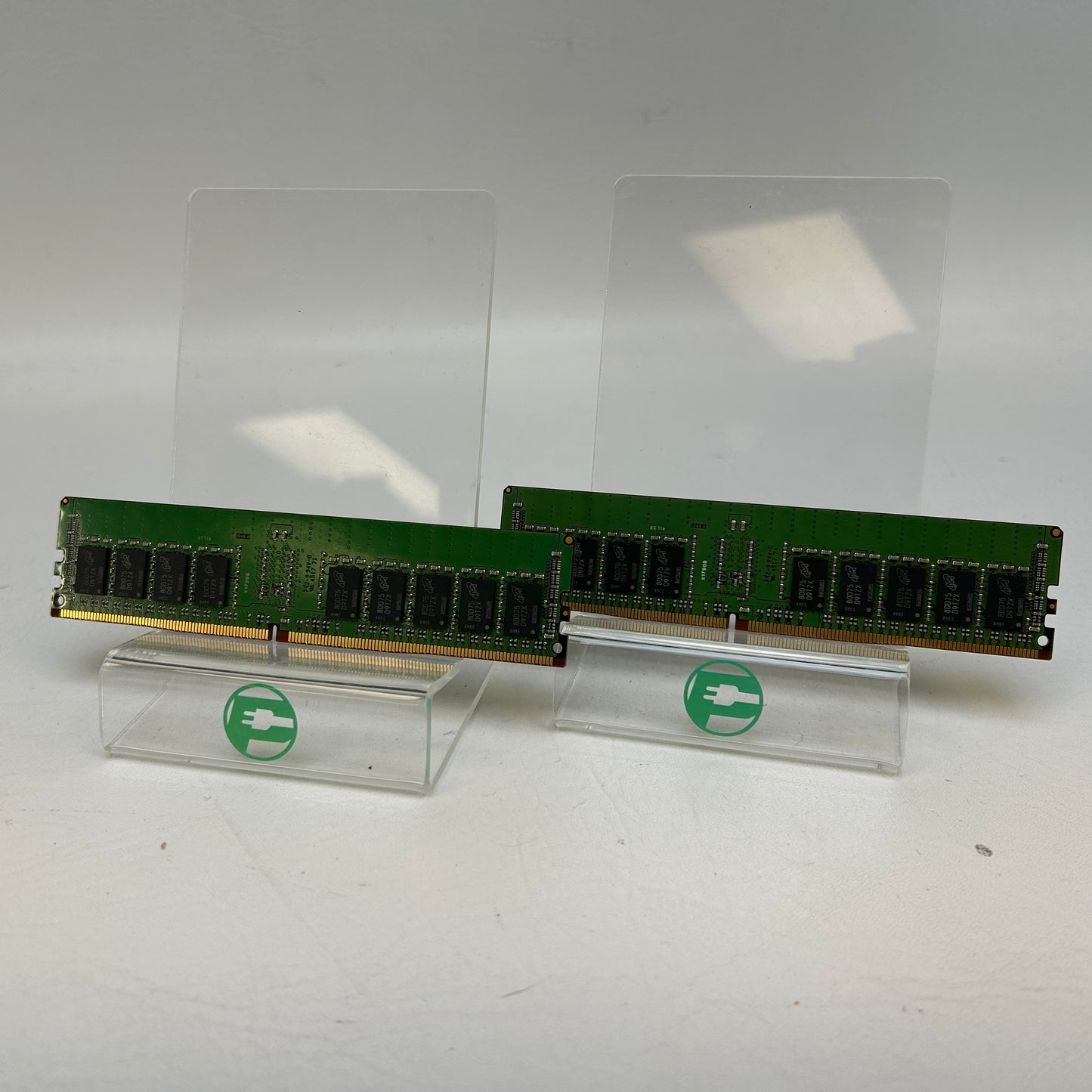 Micron 32GB Kit (2x16GB) DDR4 2666MHz PC4-2666V RAM 
