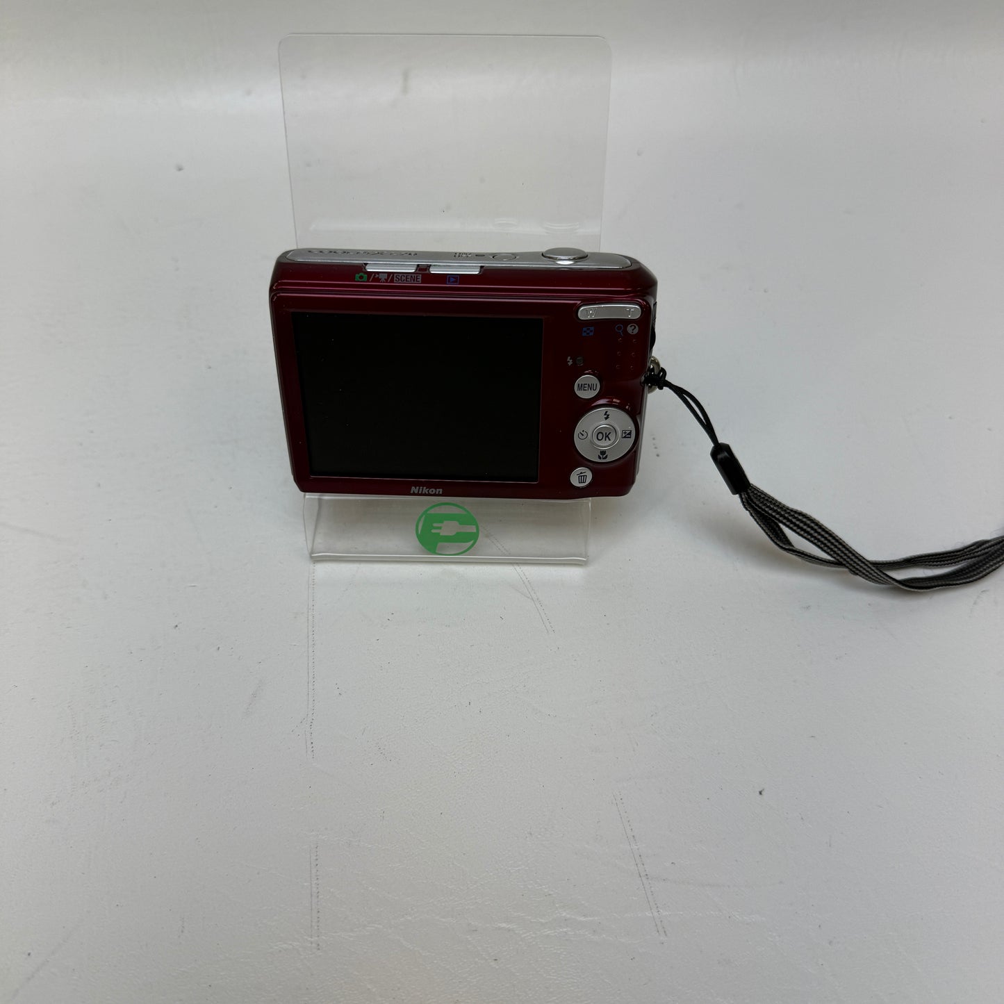 Nikon COOLPIX L20 10.0MP Digital Point And Shoot Camera