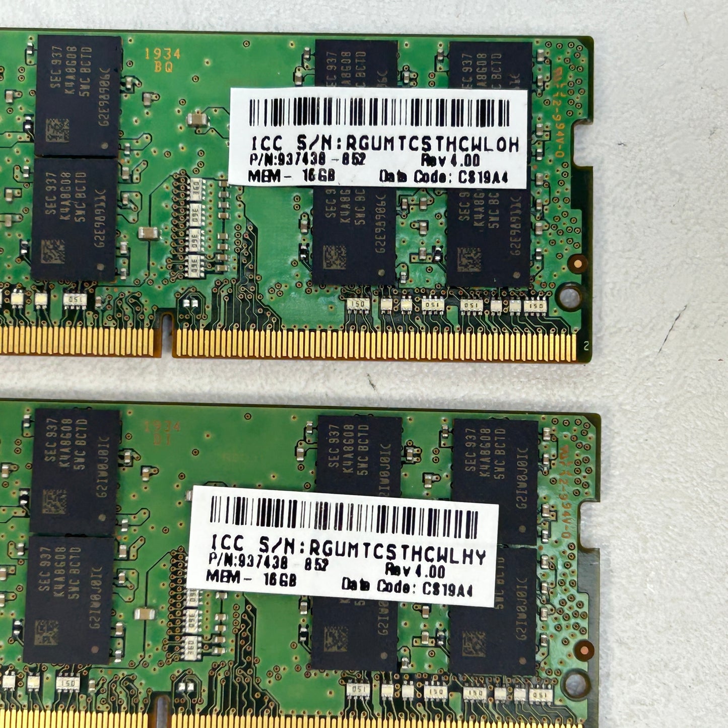 Samsung 32GB Kit (2x16GB) DDR4 2666MHz PC4-2666V Laptop RAM