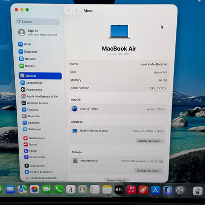 2025 Apple MacBook Air 13.6" M4 8C GPU 4.5GHz 16GB RAM 256GB SSD MW0W3LL/A
