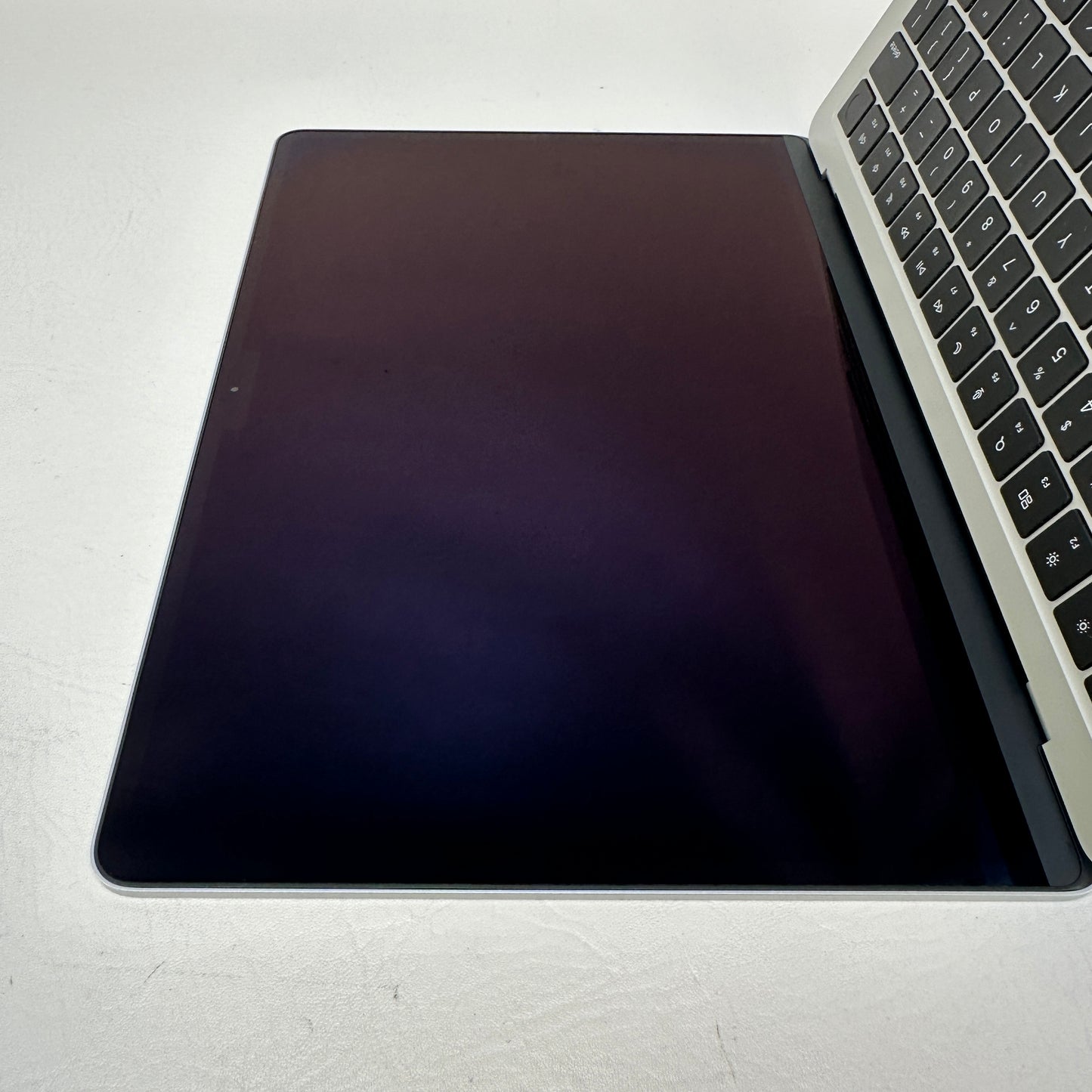 2025 Apple MacBook Air 13.6" M4 8C GPU 4.5GHz 16GB RAM 256GB SSD MW0W3LL/A