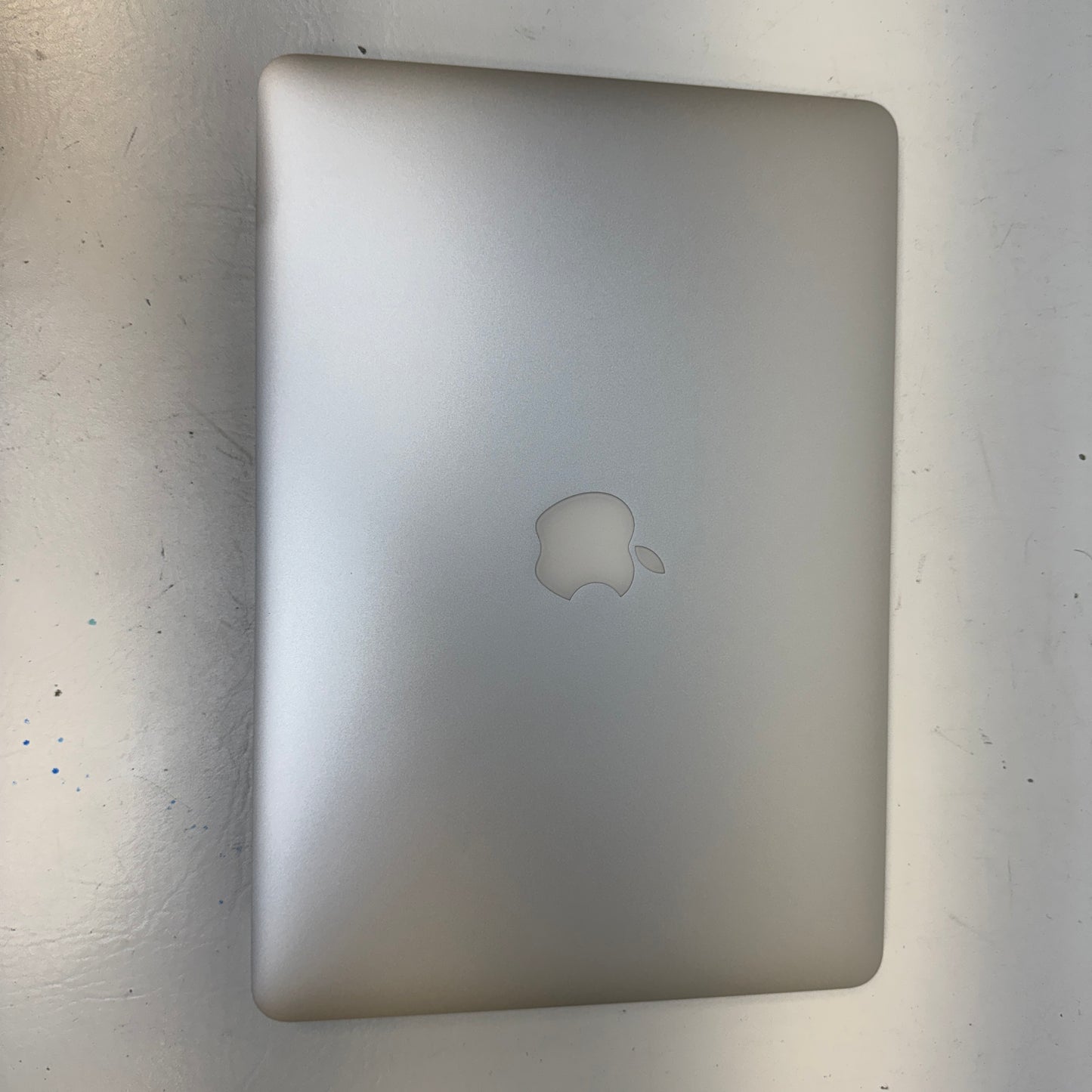 2017 Apple MacBook Air 13.3" i5 1.8GHz 8GB RAM 256GB SSD Silver A1466