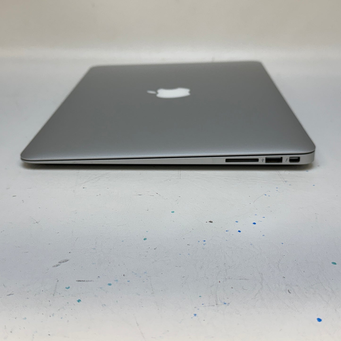 2017 Apple MacBook Air 13.3" i5 1.8GHz 8GB RAM 256GB SSD Silver A1466