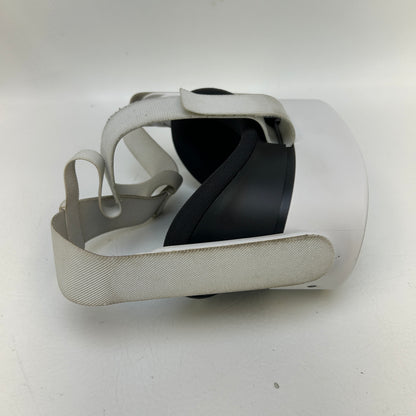Meta Quest 3S 128GB Standalone All-in-One VR Headset P97