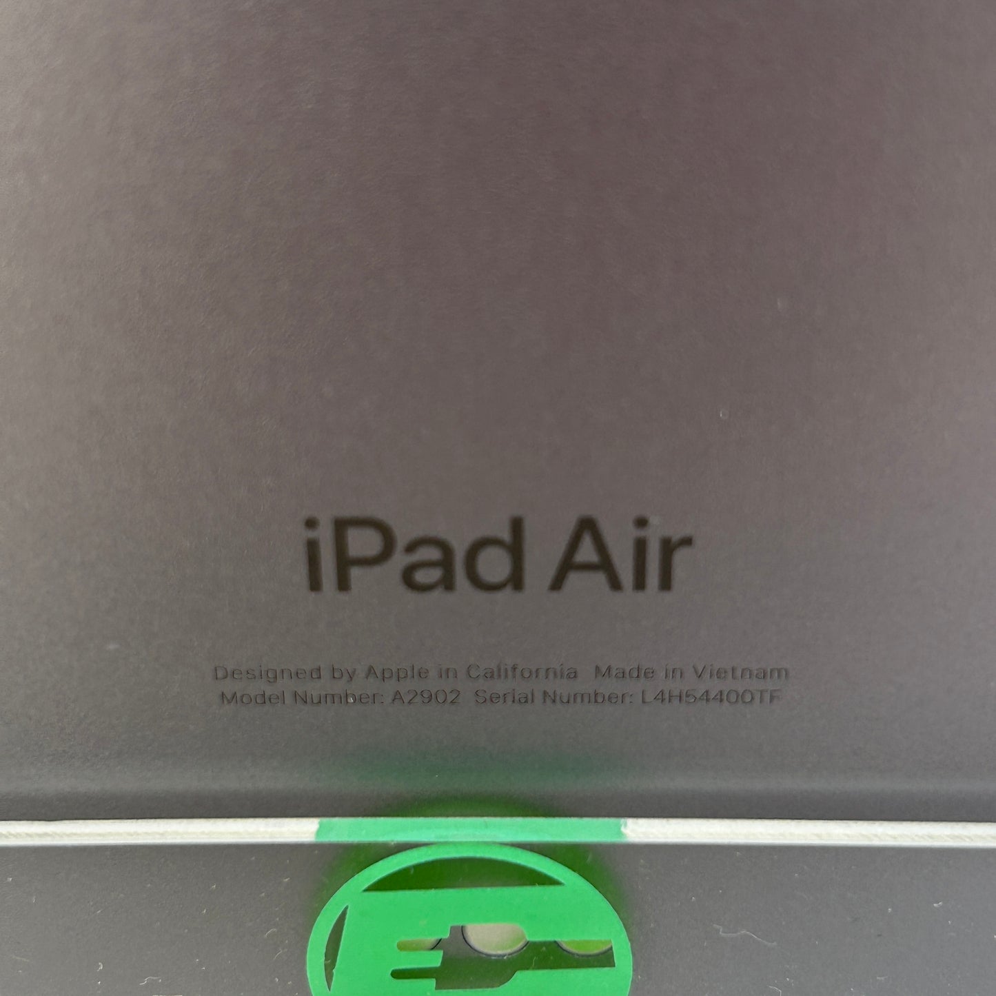 WiFi Only Apple iPad Air 11" M2 128GB Space Gray MUWC3LL/A